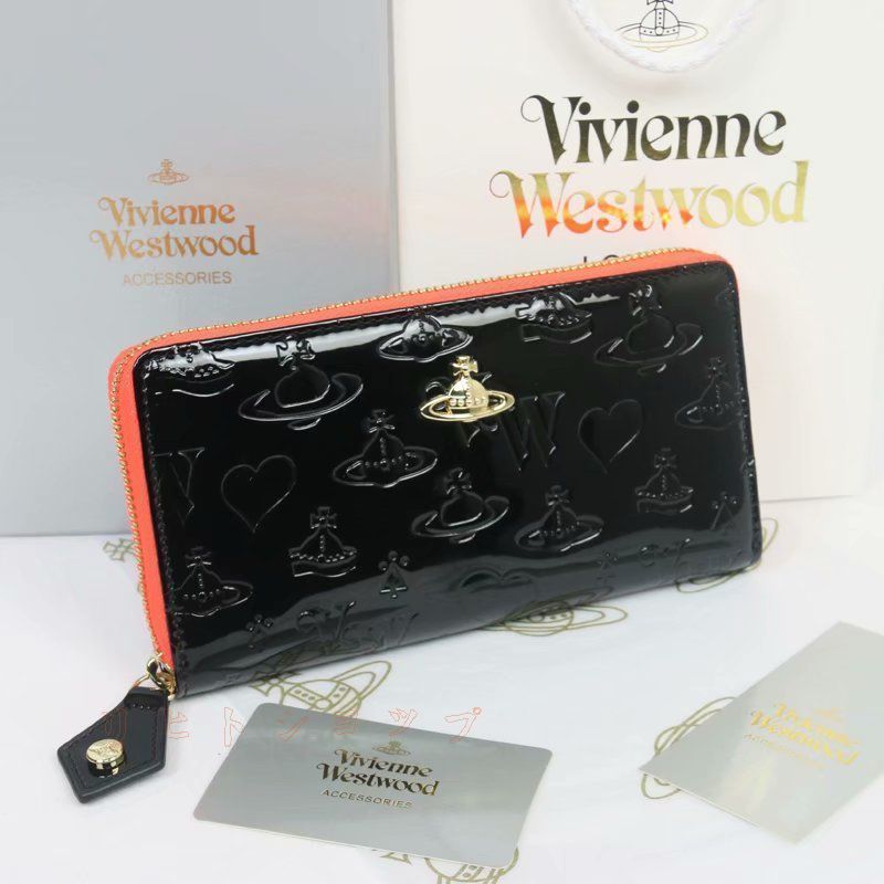 Vivienne Westwood 長財布 55VV355 エナメル　アイボリー 新品 Vivienne Westwood 財布 ヴィヴィアンウエストウッド