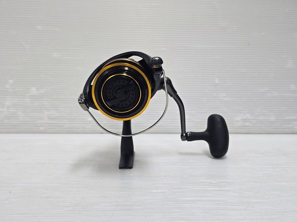 品 ダイワ Daiwa スピニングリール 16 BG 4000 H ハイギアモデル 海水対応 〇YR-19302〇