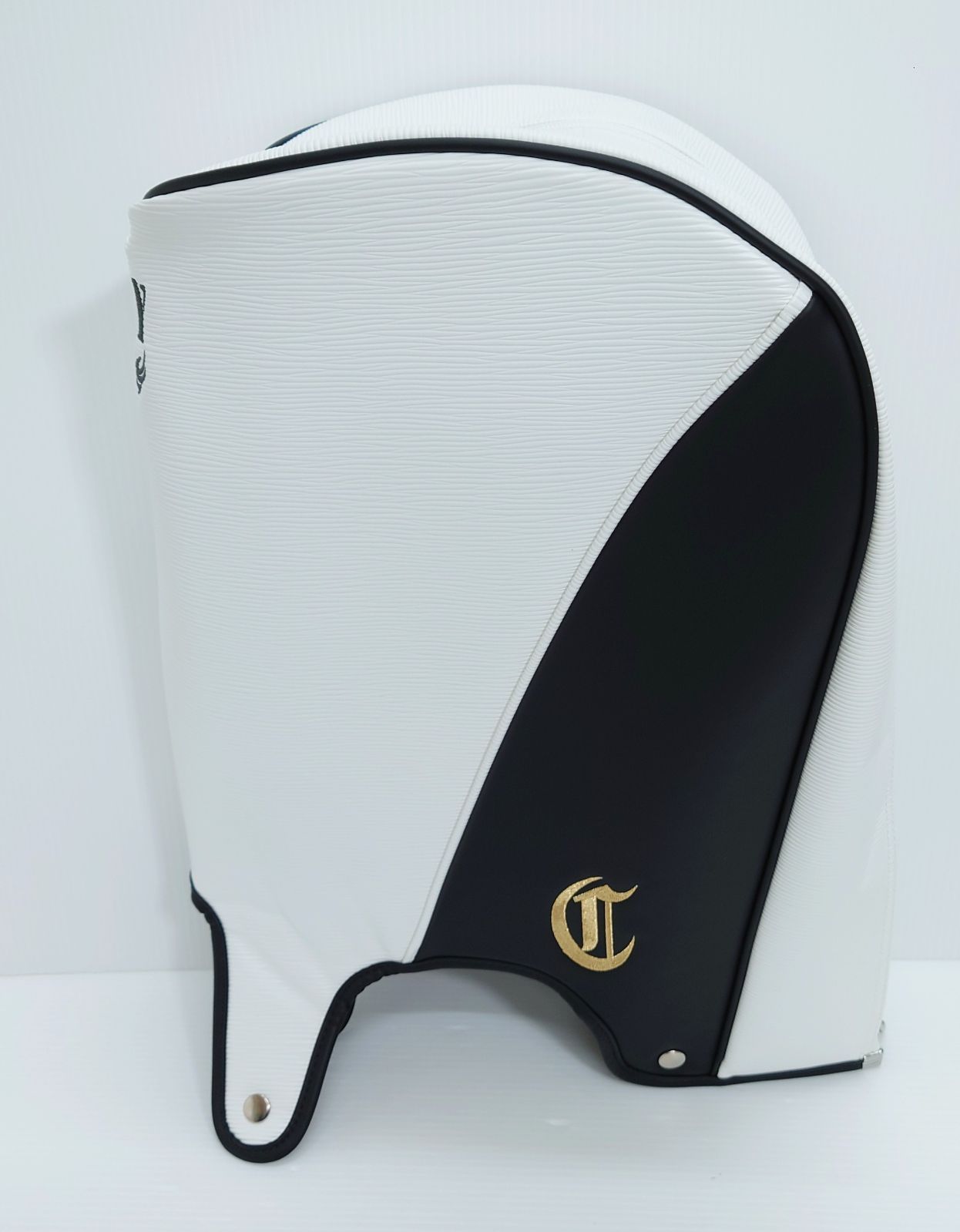 CRAZY クレイジー、キャディバッグ ホワイト【新品】 CRAZY クレイジー、キャディバッグ ホワイト【新品】 CRAZY クレイジー