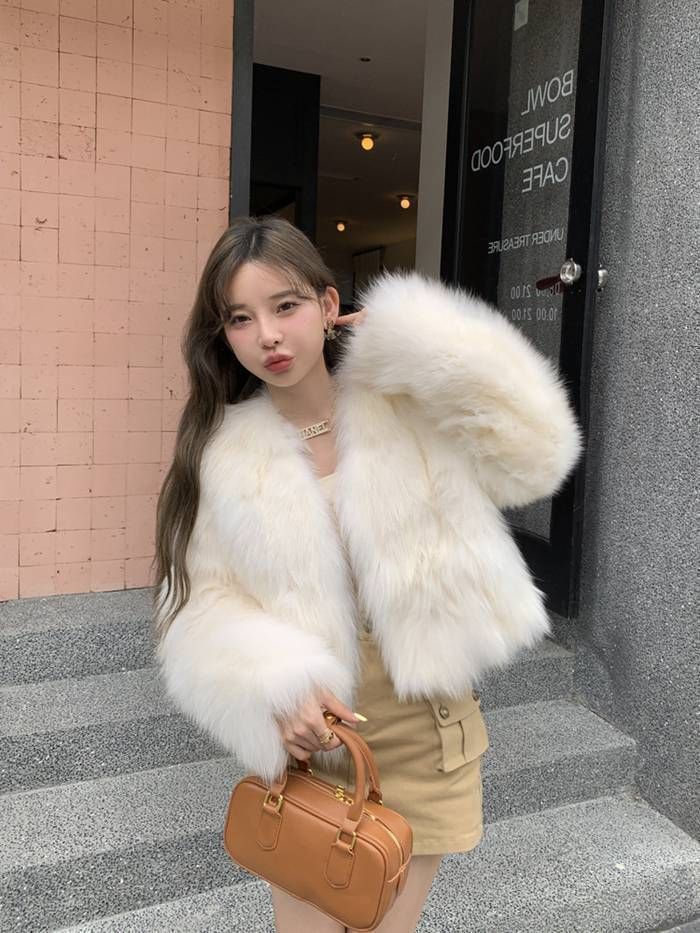 ファーコート レディース ボア アウター ノー ボアジャケット エコファー ショート丈 ふわふわ おしゃれ 防寒コート 冬 ゆったり カジュアル 体型カバー 暖かい 通勤 秋冬 jiyv145