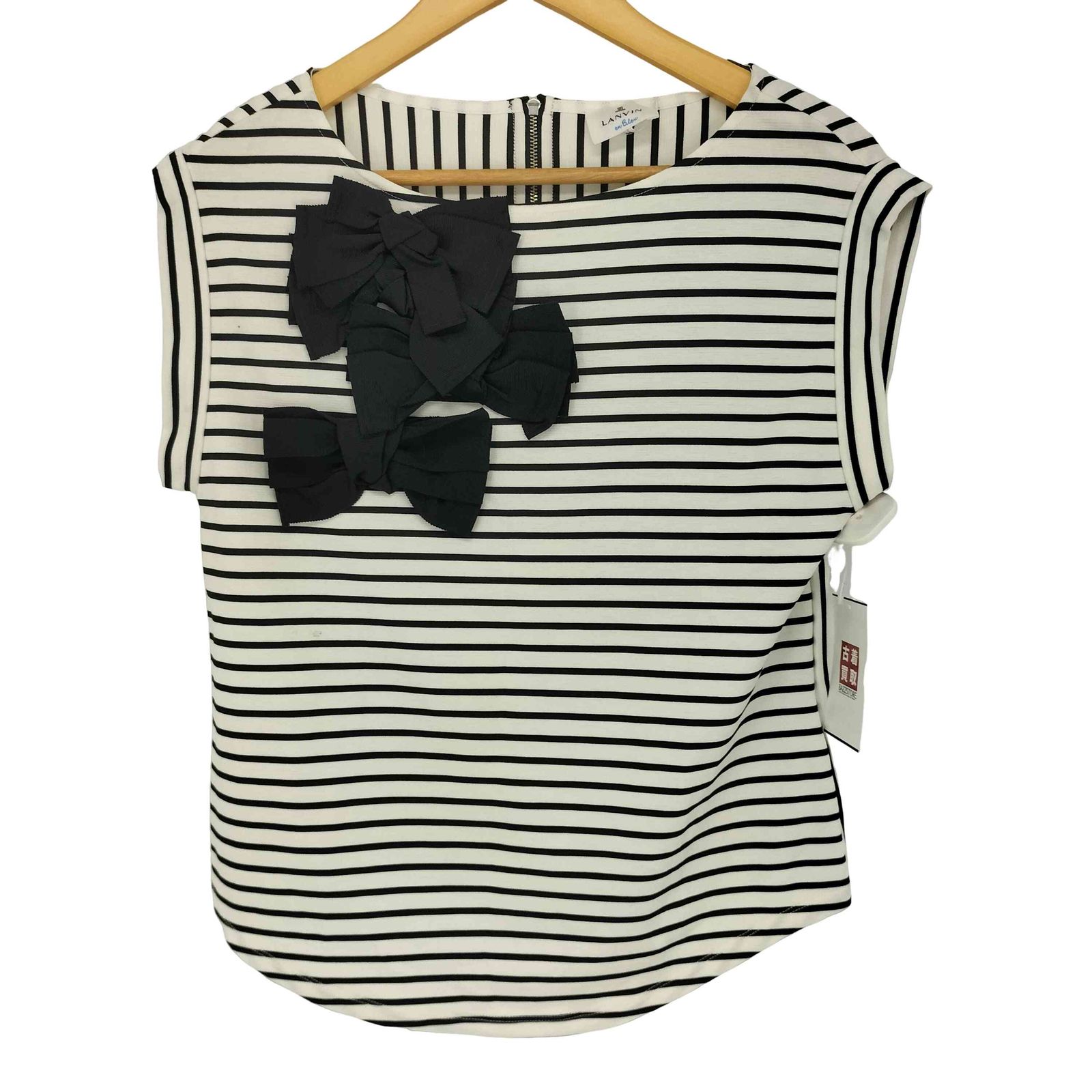 新品 ランバンオンブルー Tシャツ カットソー リボン 装飾 ホワイト 38 LANVIN en Bleu ランバンオンブルー 半袖 リボンブローチ付き
