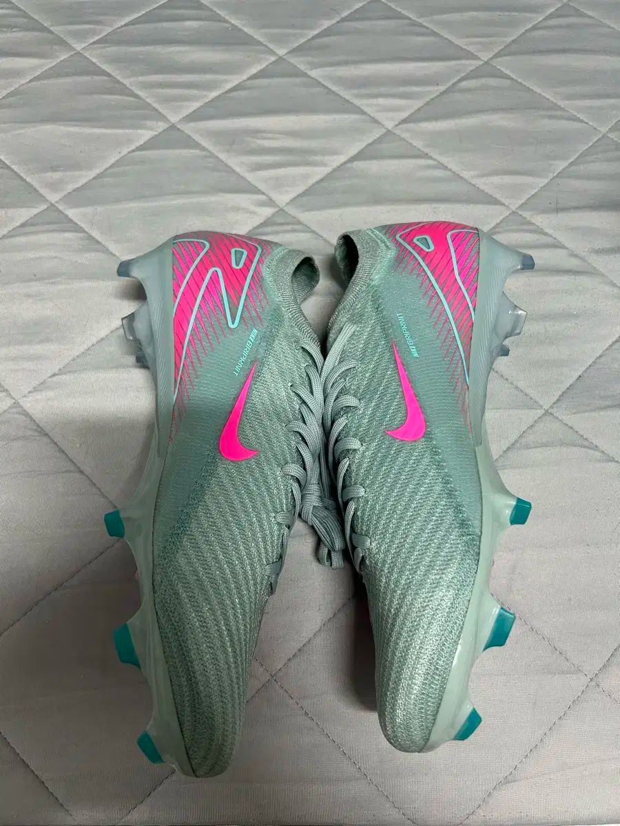 ズーム マーキュリアル ヴェイパー 16 エリート KM FG26.0 NIKE ナイキ ズーム マーキュリアル ヴェイパー 16 エリート KM