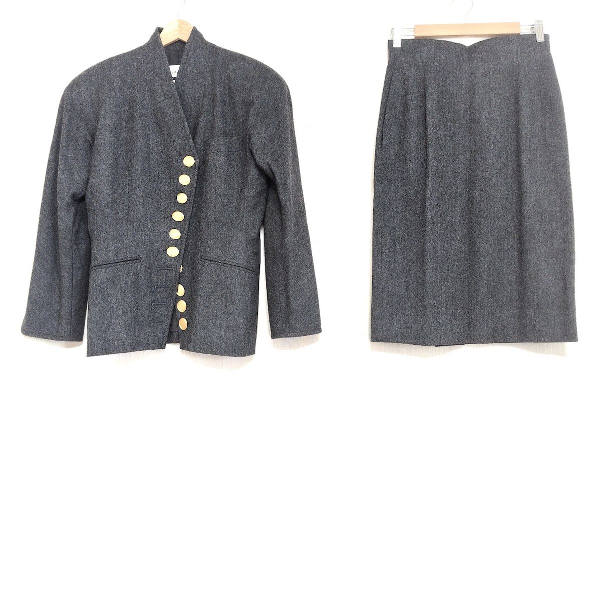 美品✨ Christian Dior スカートスーツ 千鳥格子 ダブル サイズM 美品✨ Christian Dior スカートスーツ 千鳥格子 ダブル サイズM
