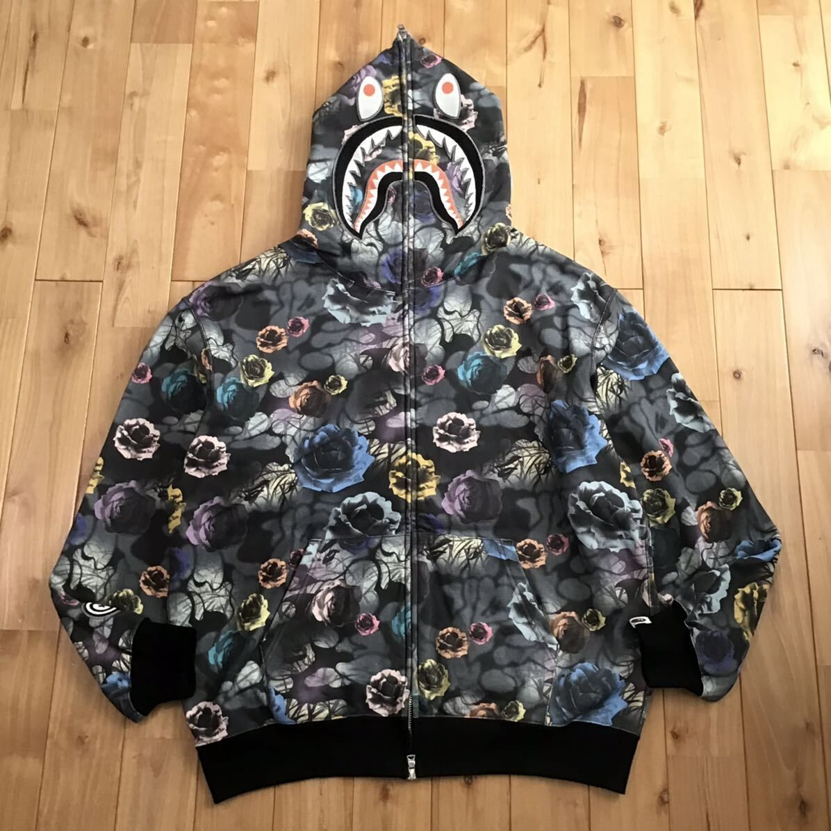 A Bathing Ape 迷彩パーカー BAPE シャークパーカー A・BATHING APE