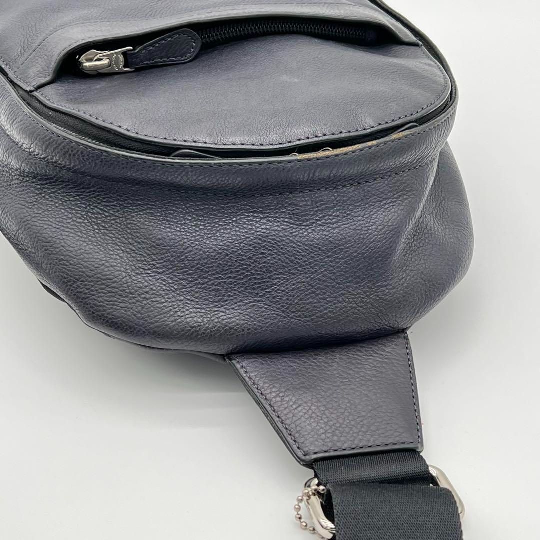 ✨美品✨コーチ チャールズ ボディバッグ スリングバッグ レザー