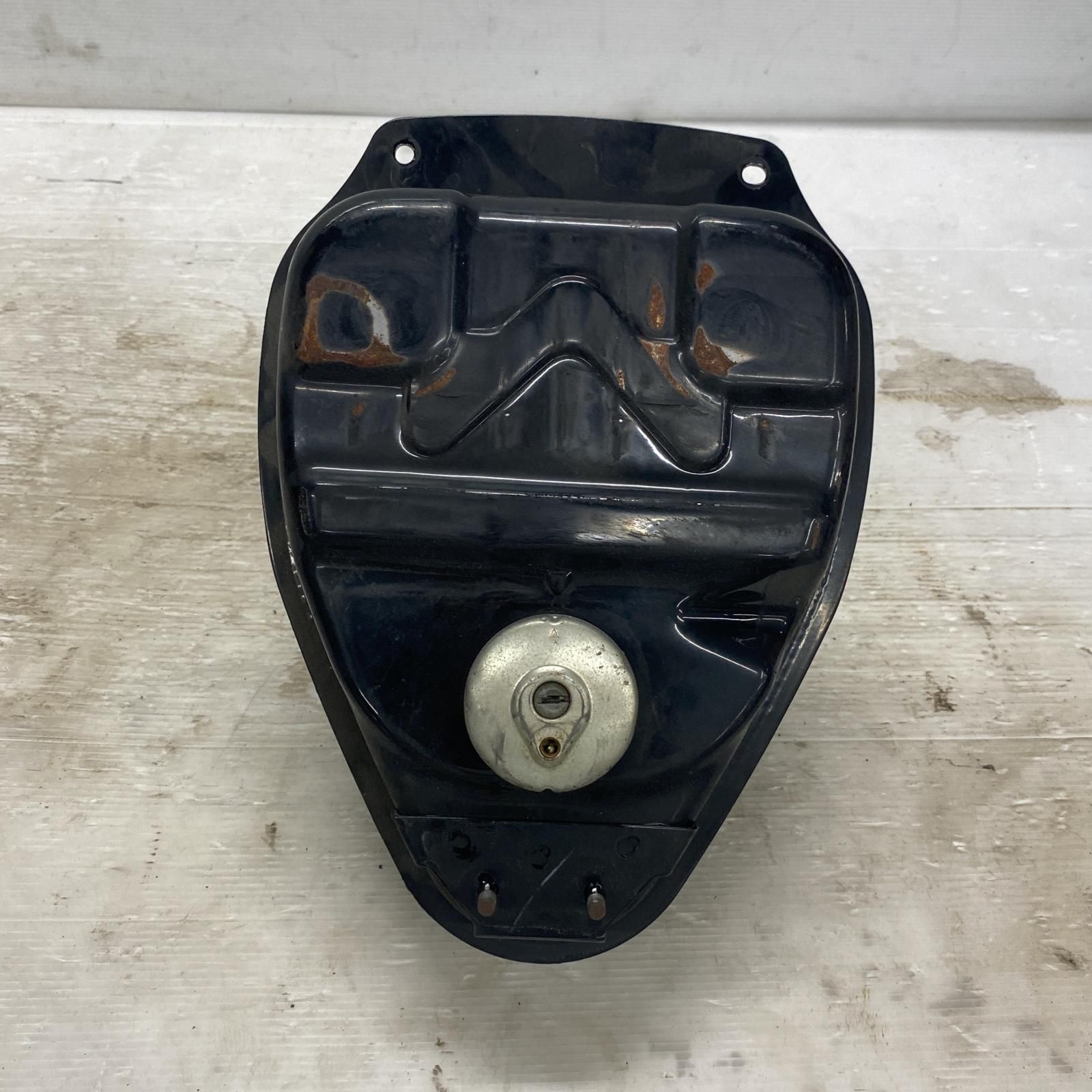 HONDA スーパーカブ110プロ ガソリンタンク ホンダ スーパーカブ50/110