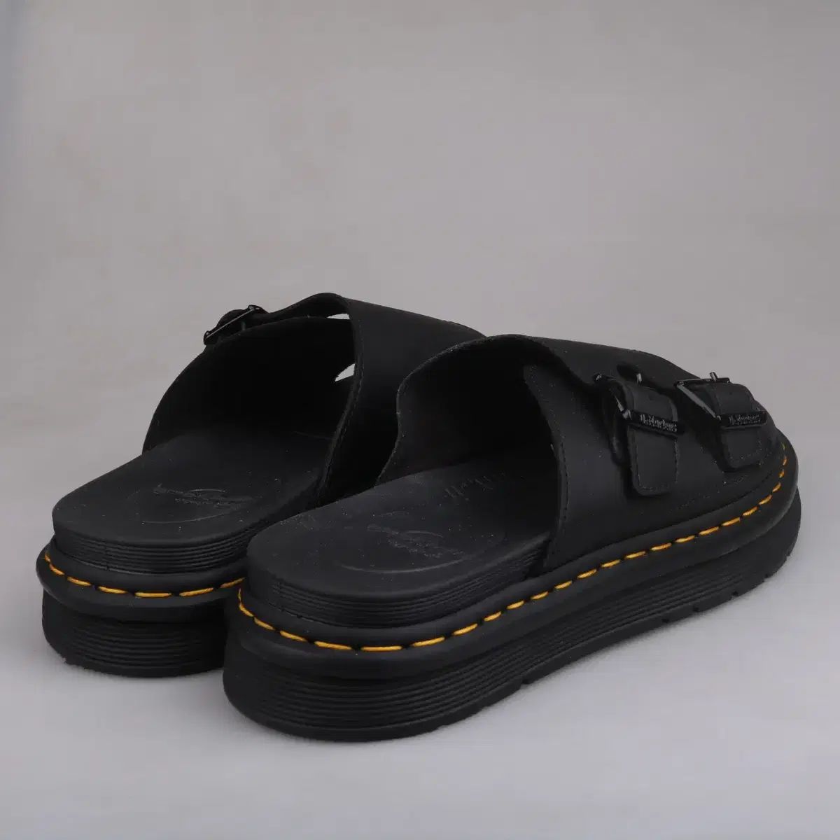DR. MARTENS(ドクターマーチン) DAKS(ダックス) サンダル 出品