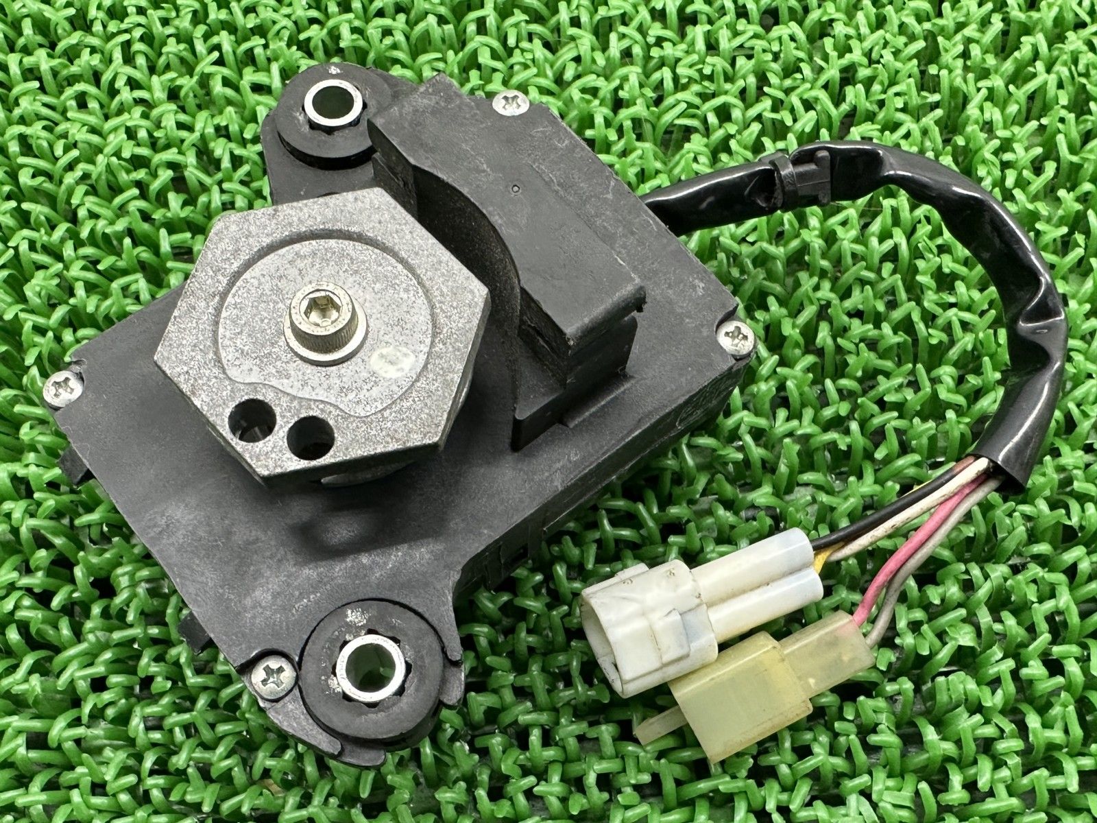 専用出品 スズキ 純正 排気バルブモーター 33970-47H01 GSX-R1000 バイク GSX