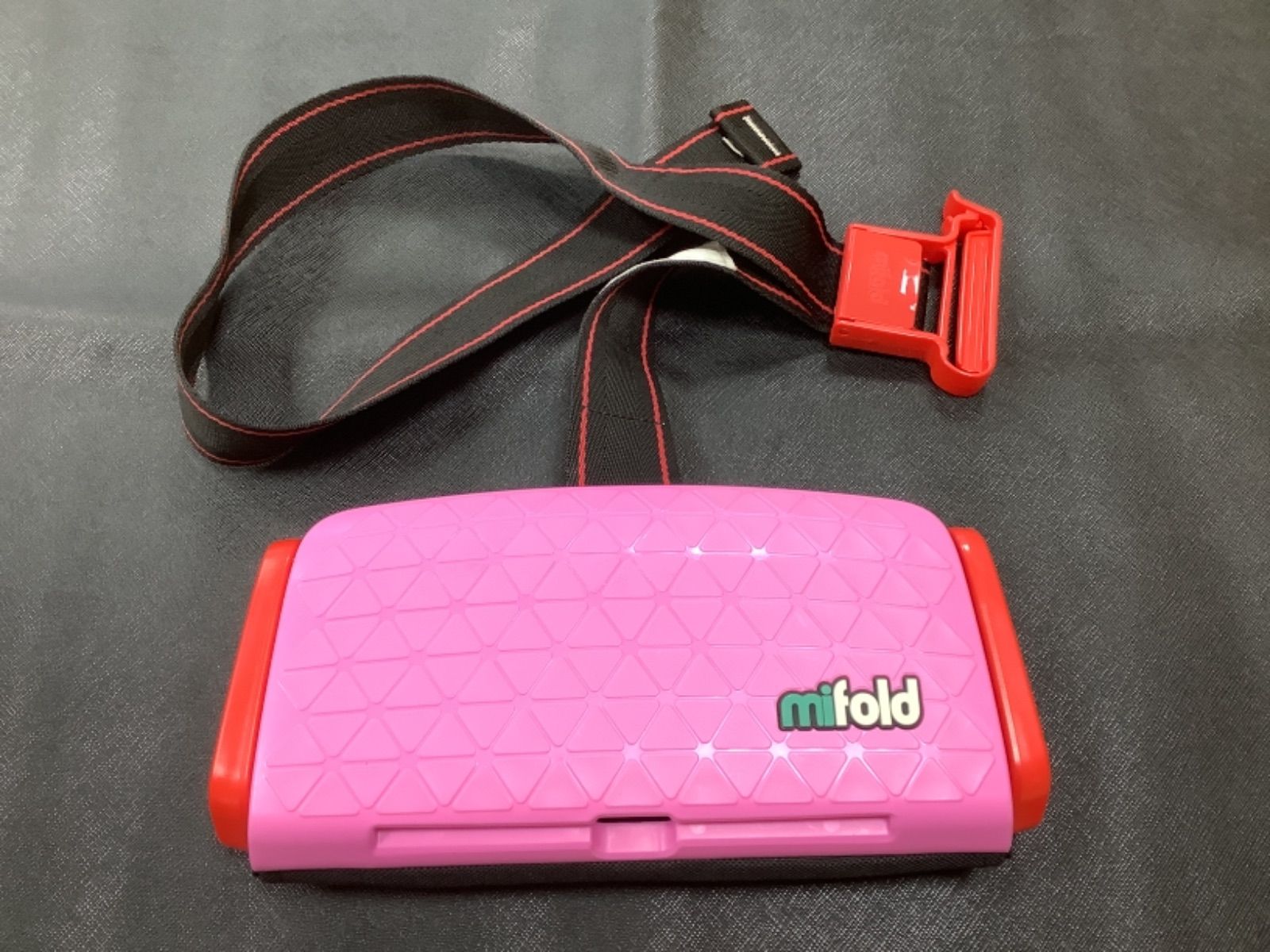 込　mifold マイフォールド　チャイルドシート　ピンク