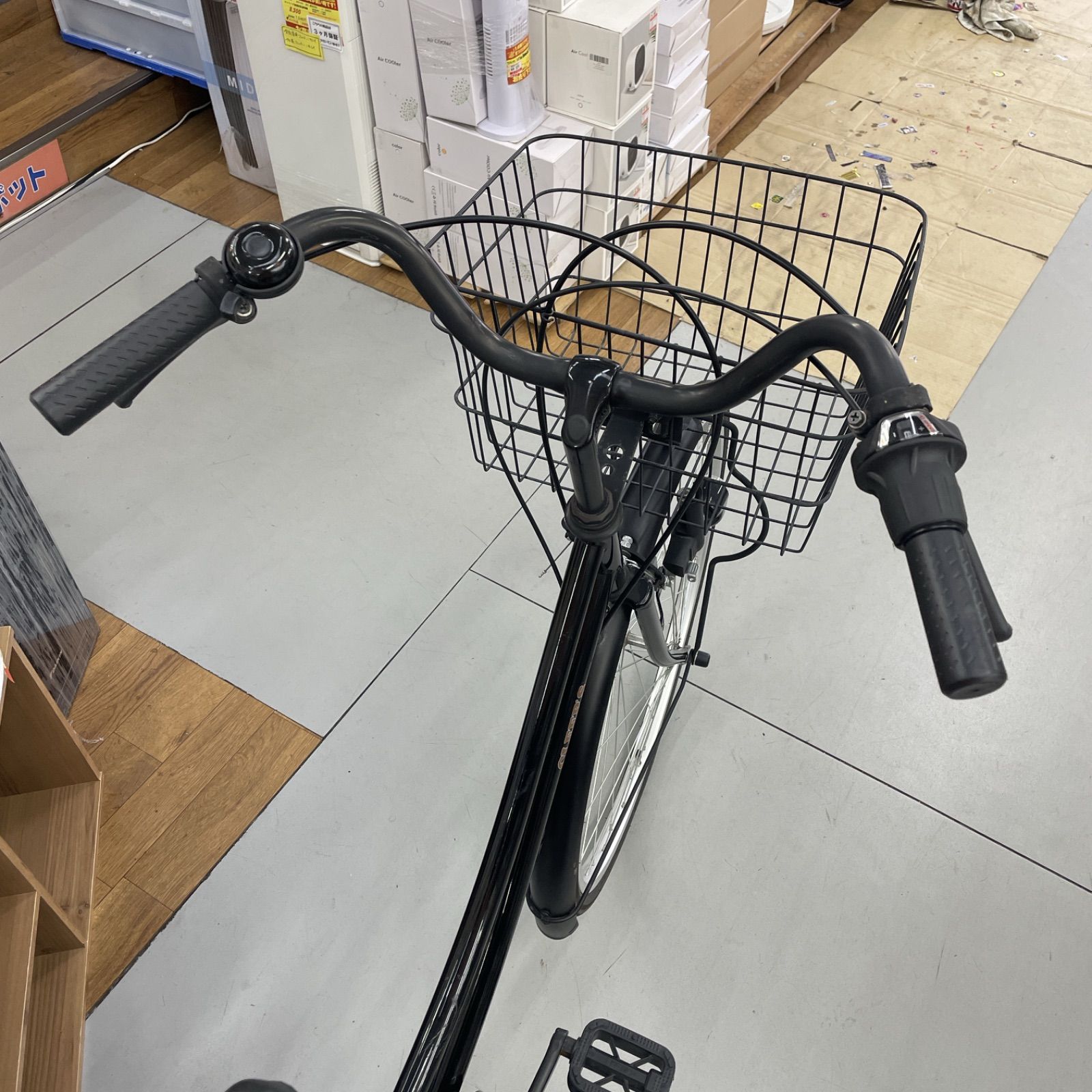 引取り限定】26インチ お買い得ママチャリ 6段ギア オートライト