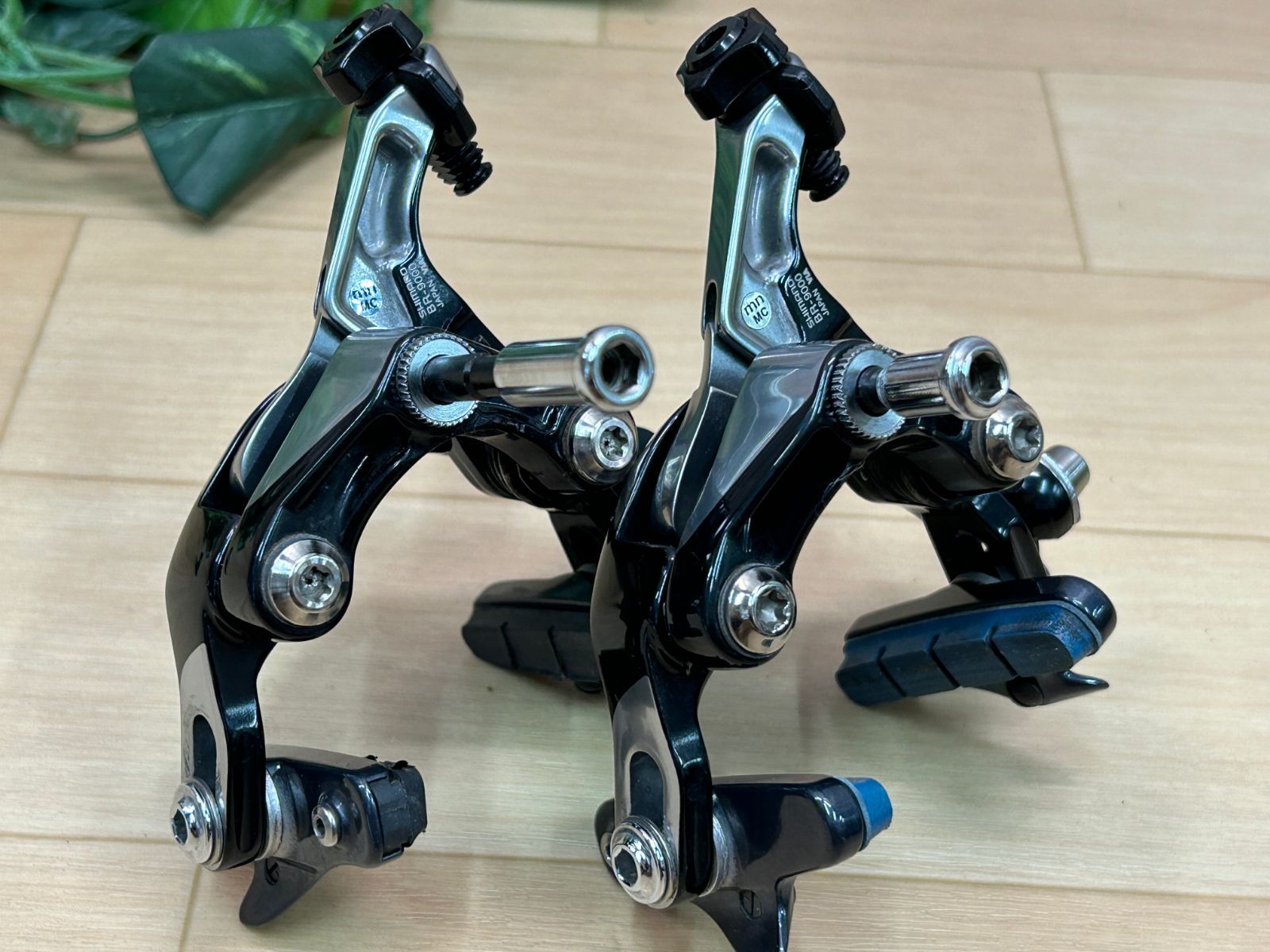 大特価sale!! 良品!! SHIMANO DURA-ACE BR-9000 313g シマノ デュラエース 前後キャリパーブレーキセット ロード ミニベロ ピスト 同梱発送承り中!! M-678