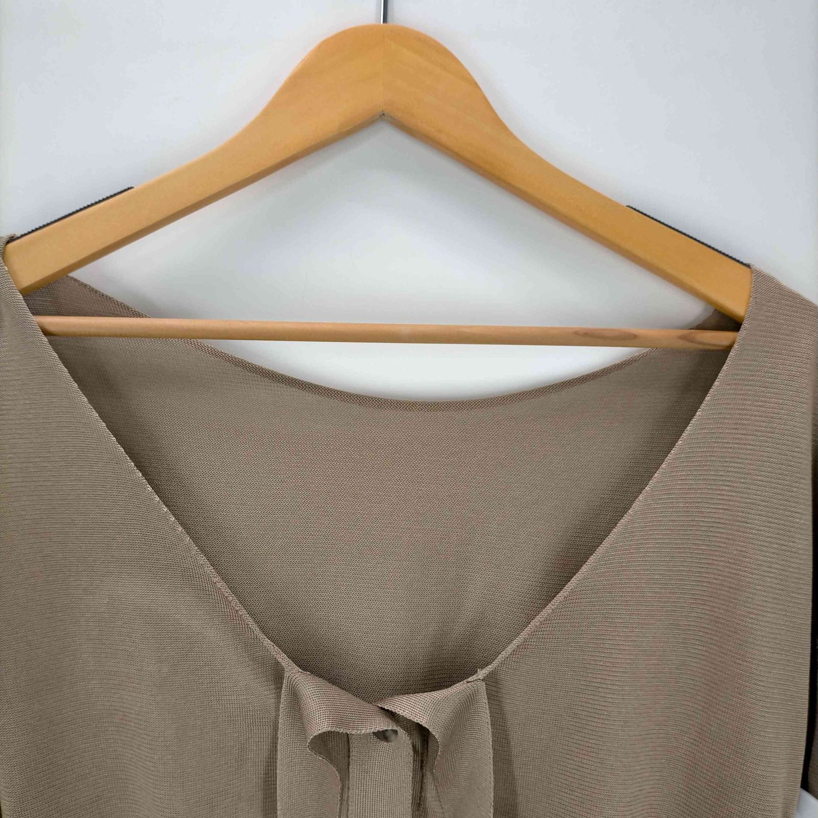 JOHN LAWRENCE SULLIVAN(ジョンローレンスサリバン) HALTER NECK KNIT 中古 古着 0650 ジョンローレンスサリバン JOHN LAWRENCE SULLIVAN HALTER NECK
