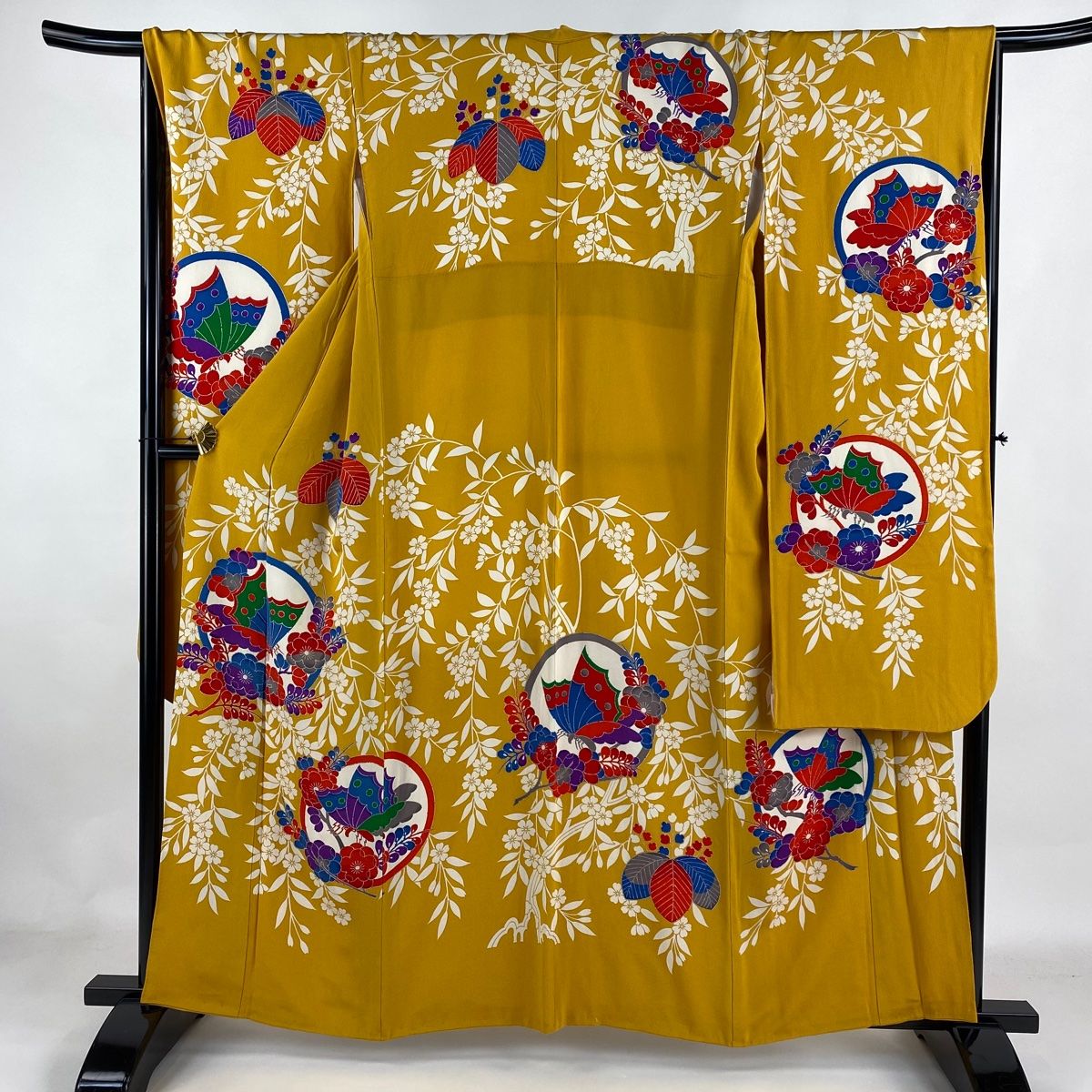 振袖 従い 身丈159.5cm 裄丈62.5cm 正絹 美品 名品 【中古】 