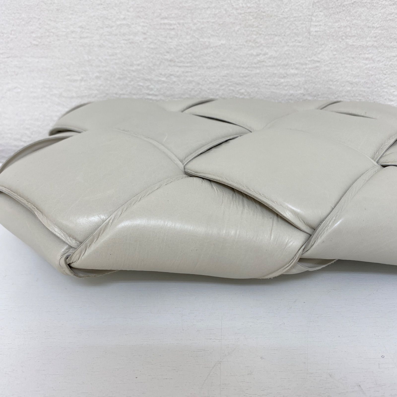  BOTTEGA VENETA ボッテガヴェネタ クラッチバッグ ベージュ クラッチバッグ バッグ