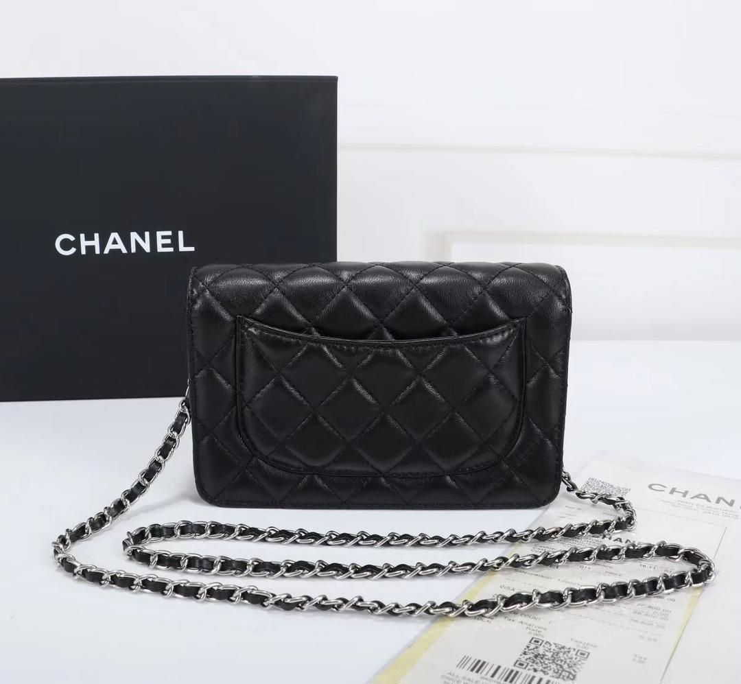 【新作★】シャネル 25C ハンドバッグ ショルダーバッグ CHANEL 25C》CHANEL クラシック チェーンクラッチバッグ (CHANEL