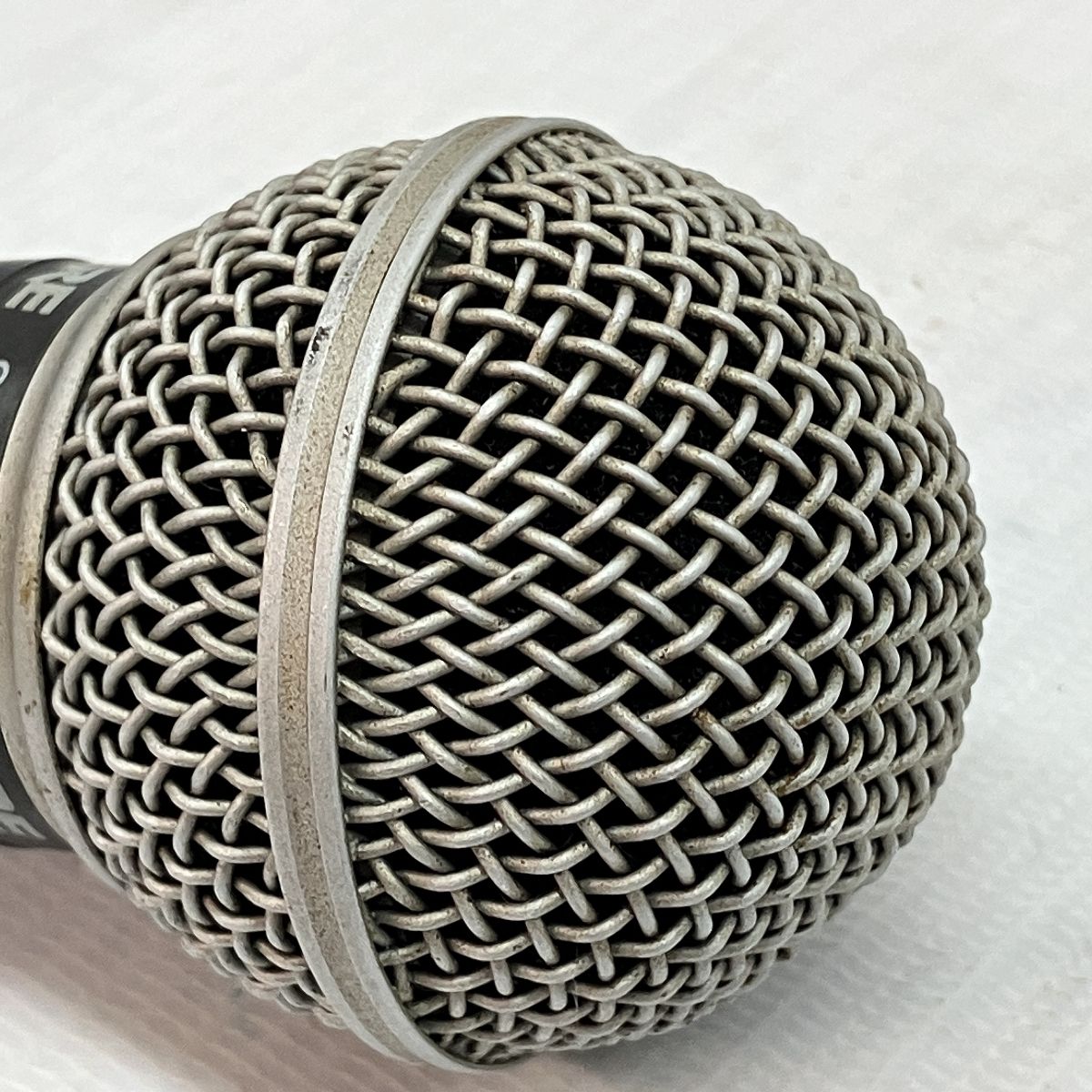 SHURE