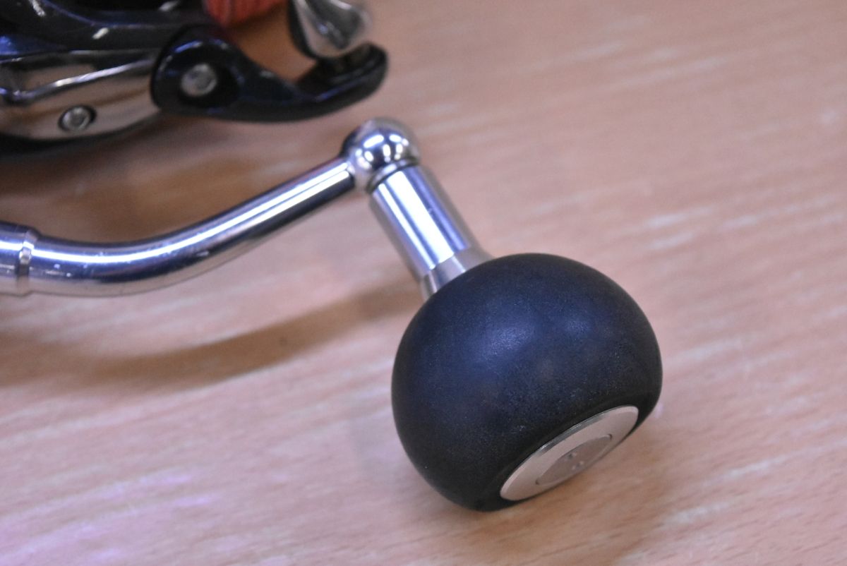 5000H スピニングリール