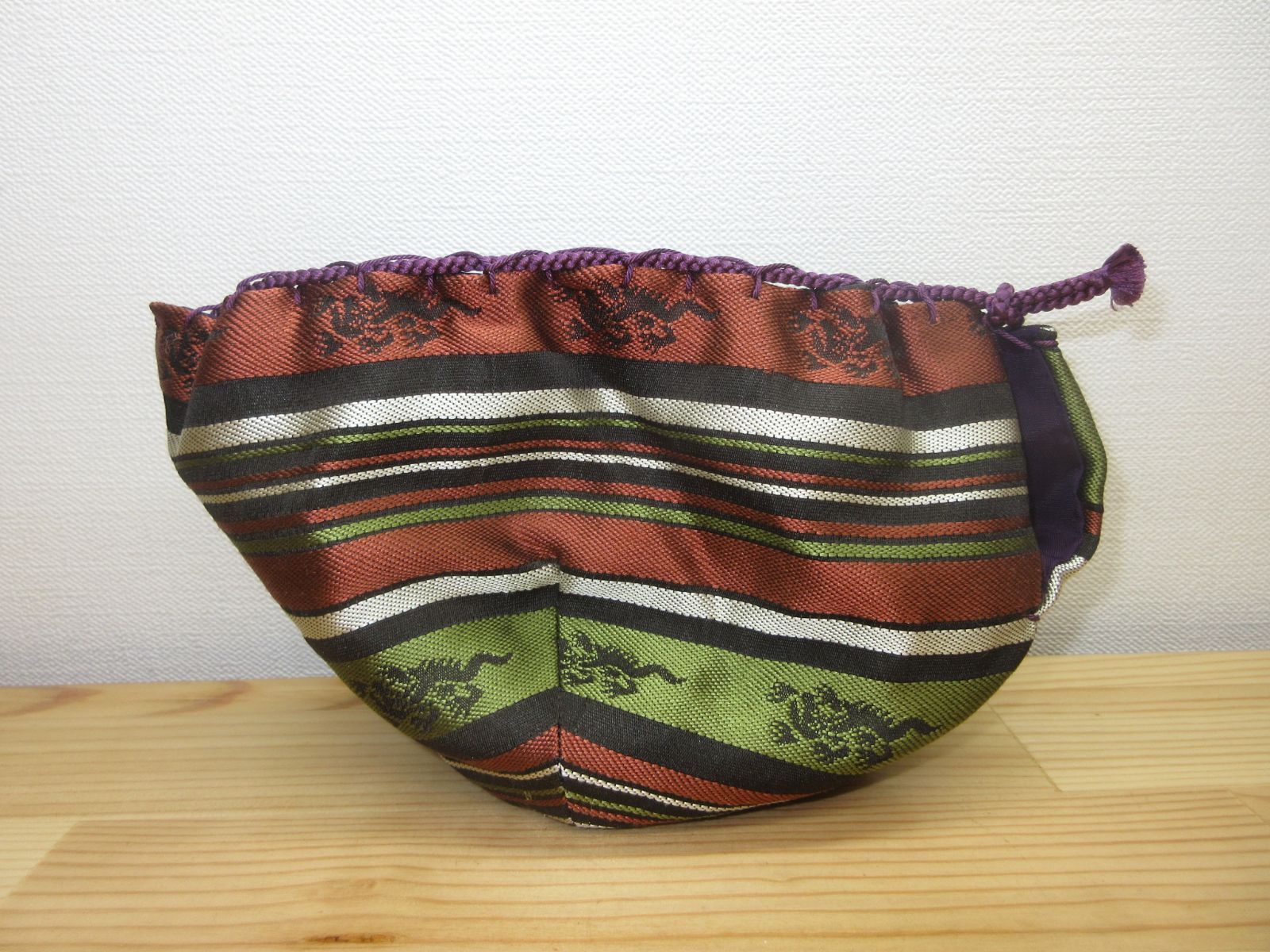 送料込【逢絢亭・新品】茶道具 仕覆 天目仕覆 正絹 龍麒麟文錦 日本製 送料込【逢絢亭・新品】茶道具 仕覆 天目仕覆 正絹 龍麒麟文