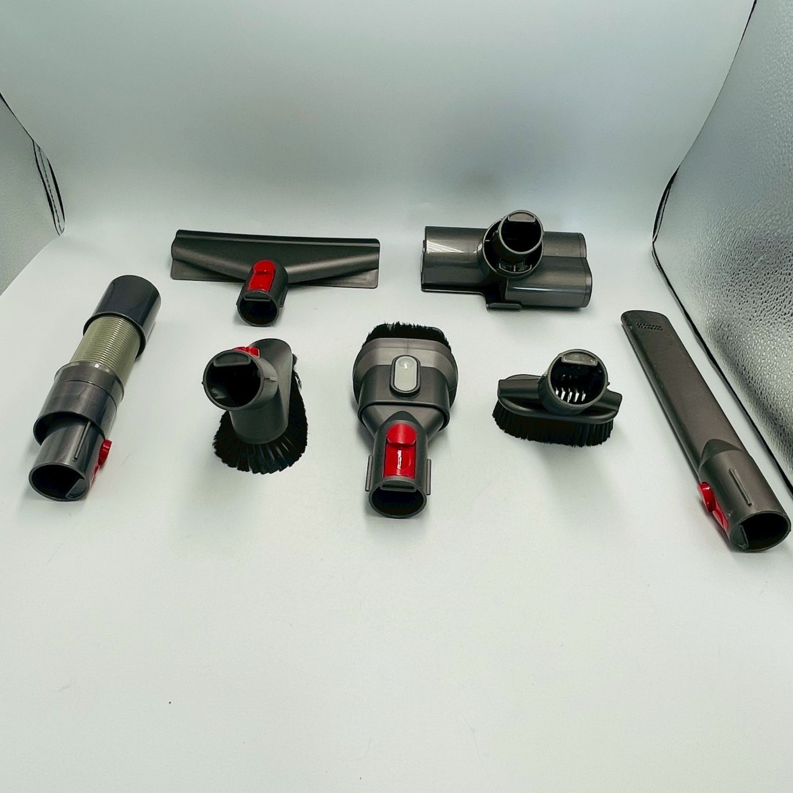 掃除機　dyson SV14のアタッチメント 簡易清掃済】ダイソン （型番：SV14） 掃除機 付属品