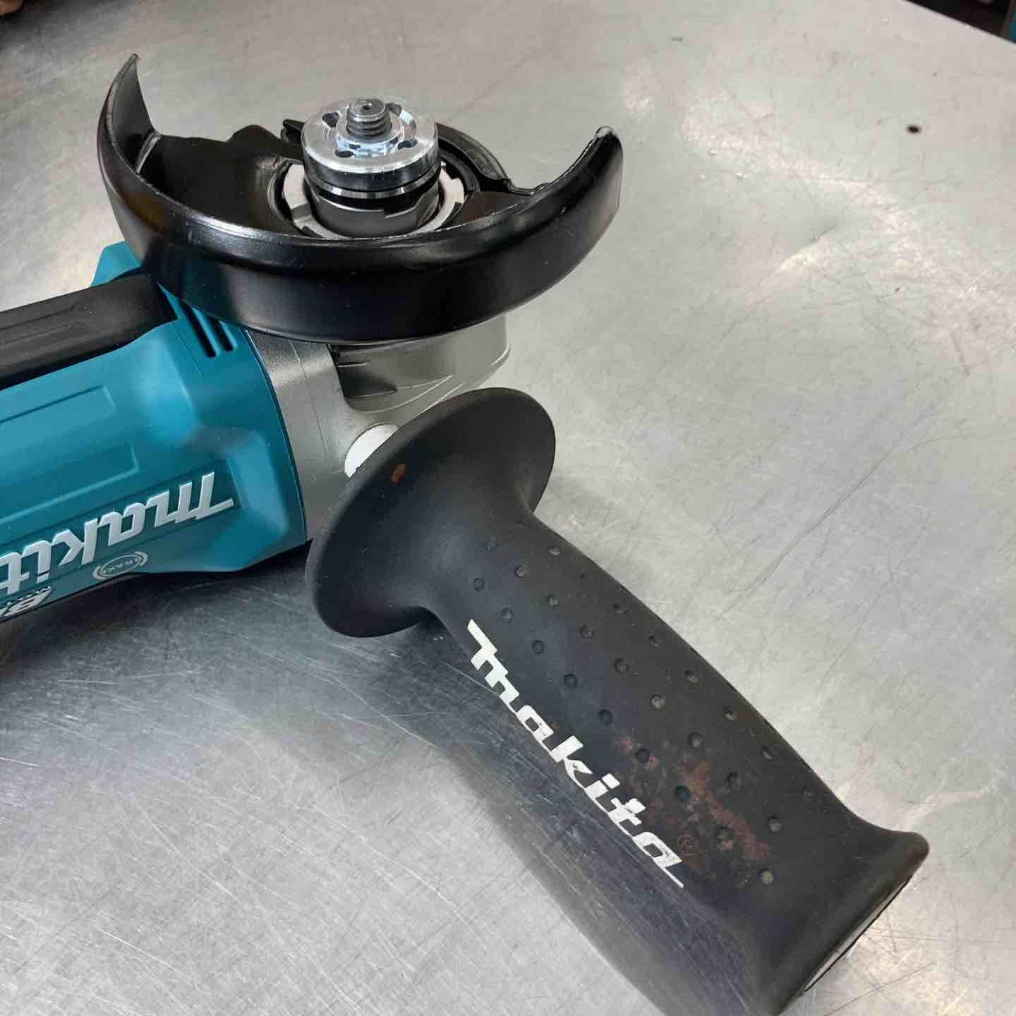 マキタ makita 100mmコードレスディスクグラインダ GA408DZ 所沢店 BRIGHTFACE_UK