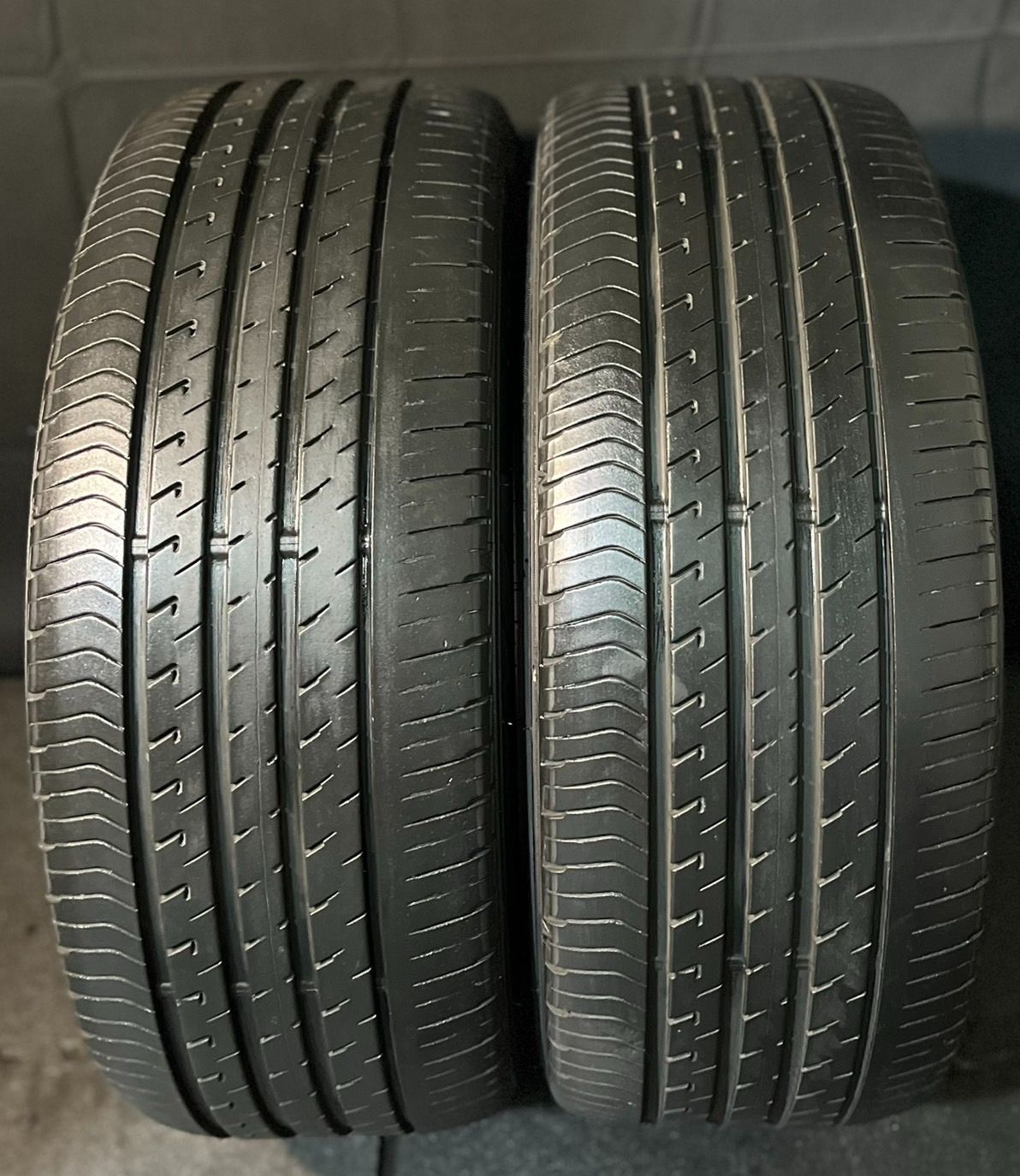 2018年製 約8分山 ダンロップ DUNLOP ビューロ VEURO VE303 245|45R19 2本 送料無料 h_572