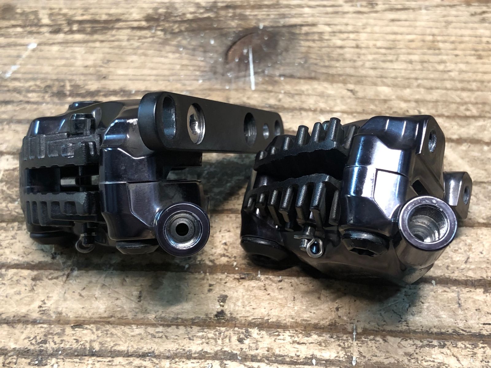 BR-R8170 油圧ディスクブレーキキャリパー前後セット IBRR8170RDRF BR-R8170 油圧ディスクブレーキキャリパー リア
