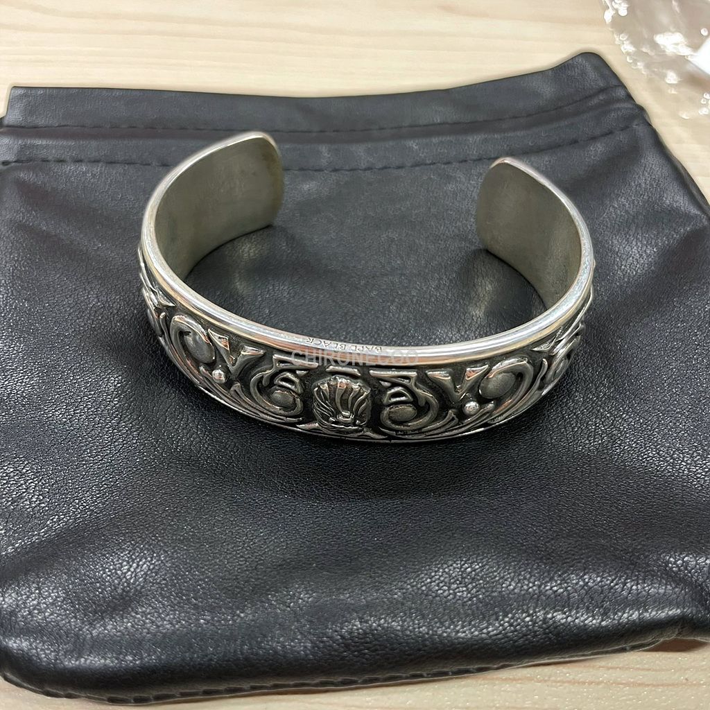 A BATHING APE BAPE BLACK STUD BRACELET SILVER - メルカリ