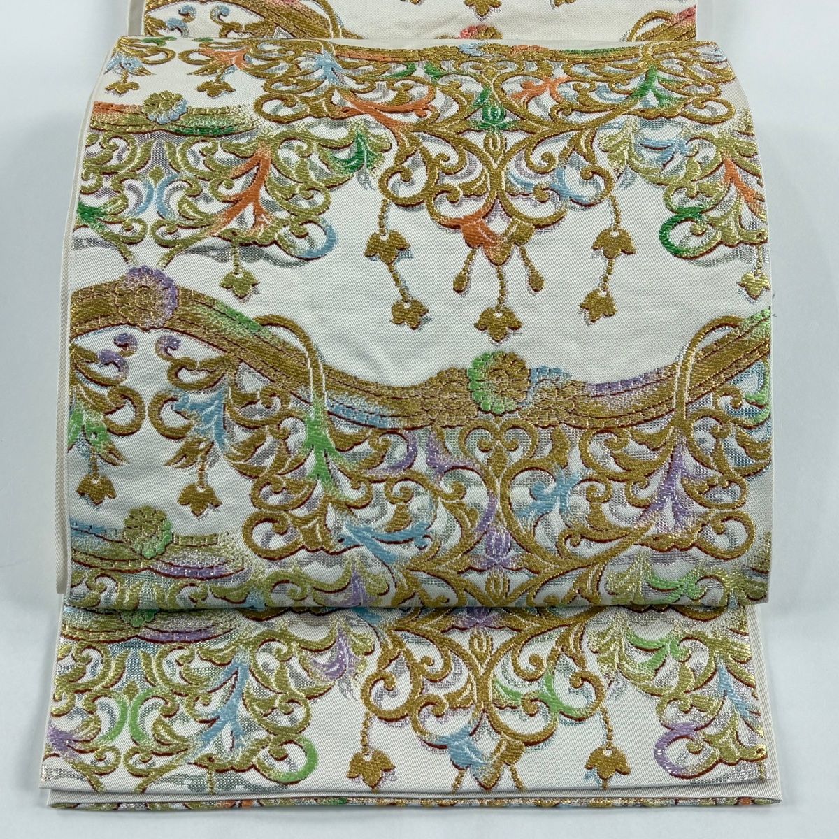 袋帯 美品 逸品 龍村美術織物 落款 彫彩飾宝文 花唐草 金銀糸 箔