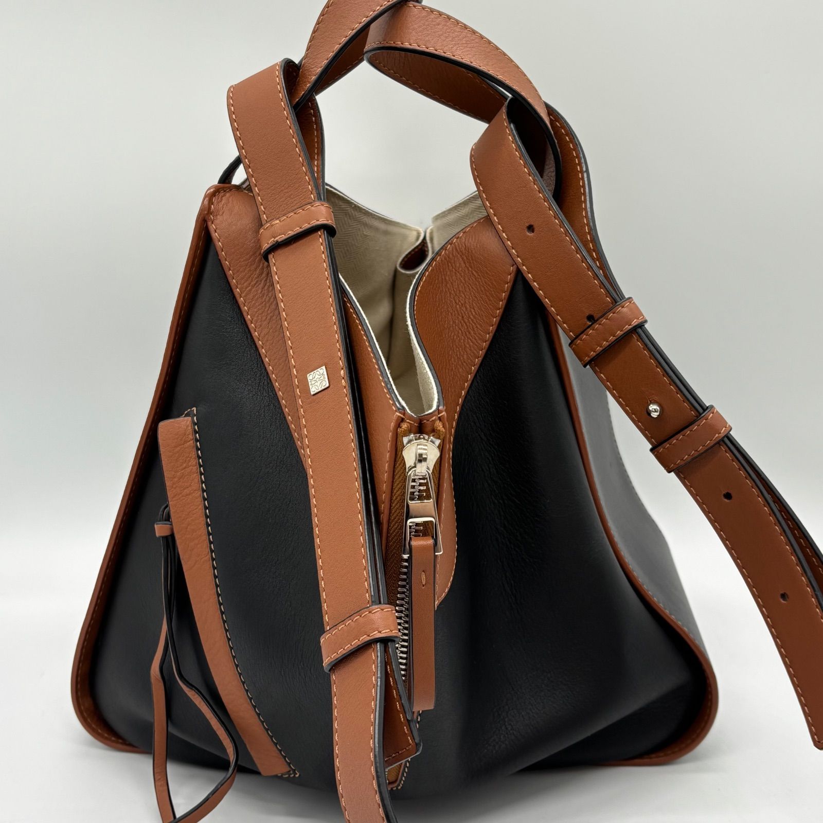 ロエベLOEWE ハンモック2WAY ツートン美品