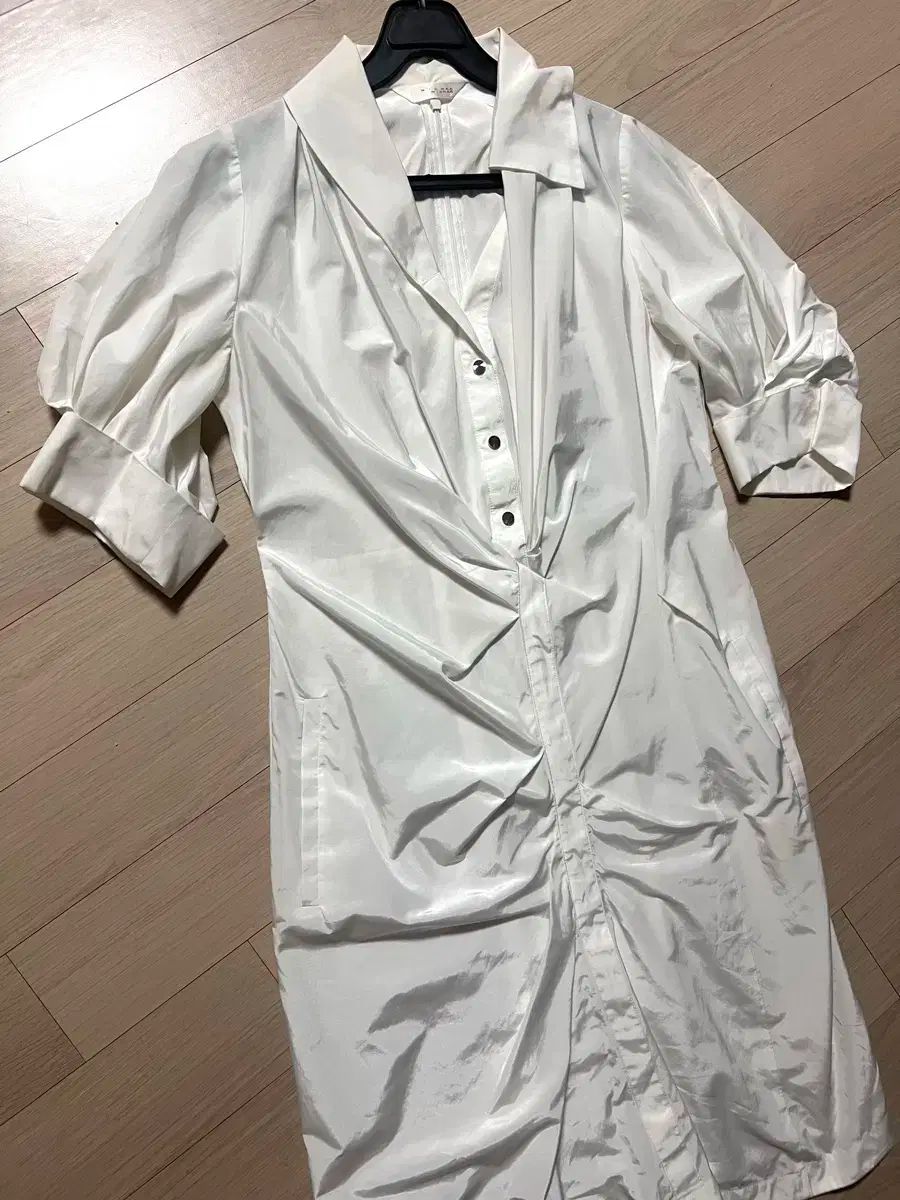 ミシャ MICHAA シャカシャカ素材 パフ アシンメトリー シャーリング シャツ ワンピース バルーン スーツ
