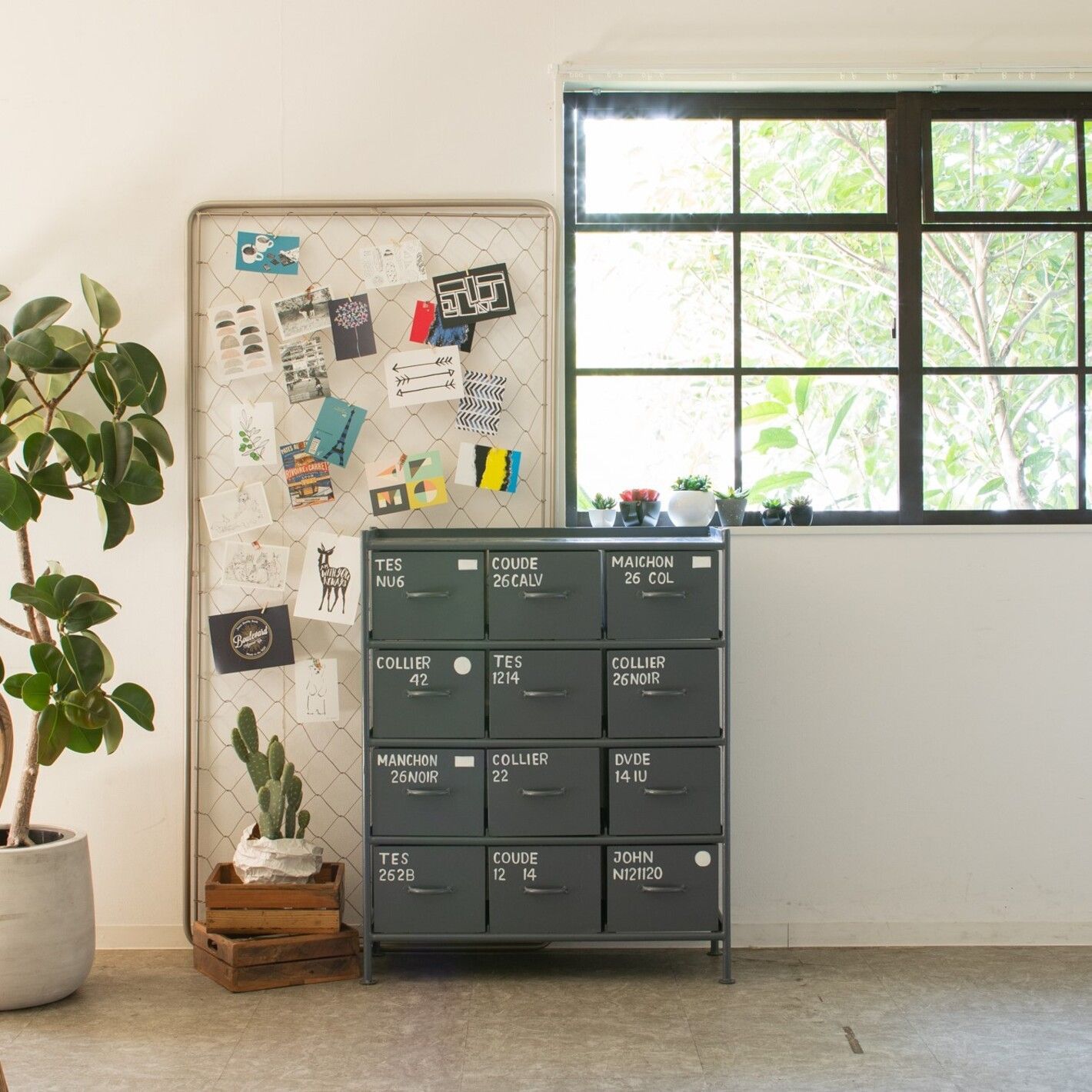 隼木谷　清右ヱ門　蓋物　陶箱　1点　深鉢　植木鉢カバー　 1点 隼木谷 清右ヱ門 蓋物 陶箱 1点 深鉢 植木鉢カバー 1