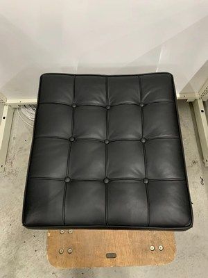 バルセロナ オットマン