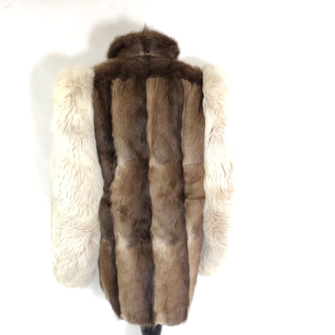 メイプルクイーンファーズ フォックス ミンクファー ポンチョ 毛皮