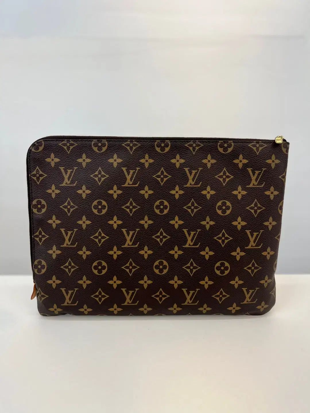 蔚山支店 Louis