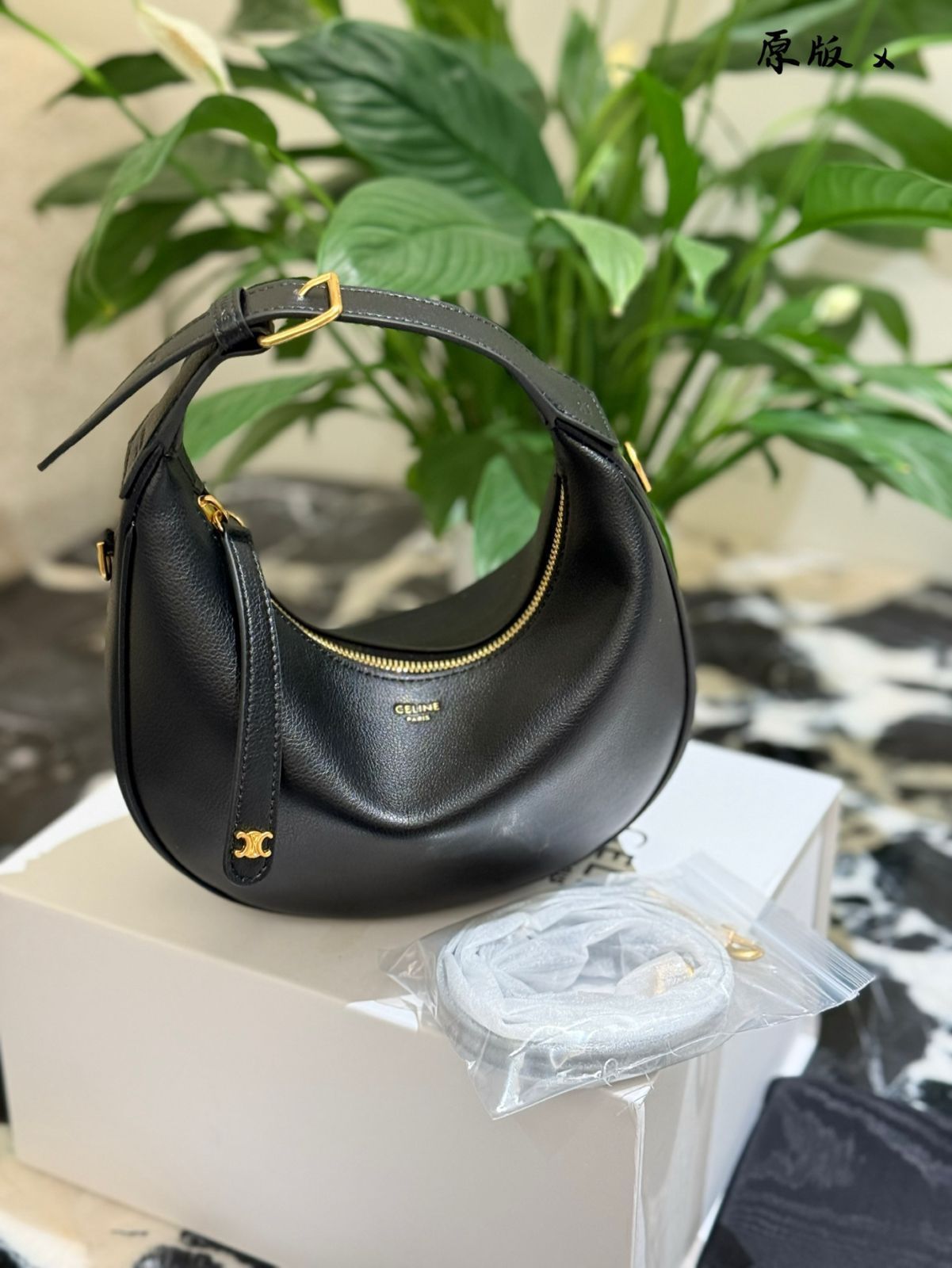 今日 Celine TEEN LULU Bag 2025 New Model