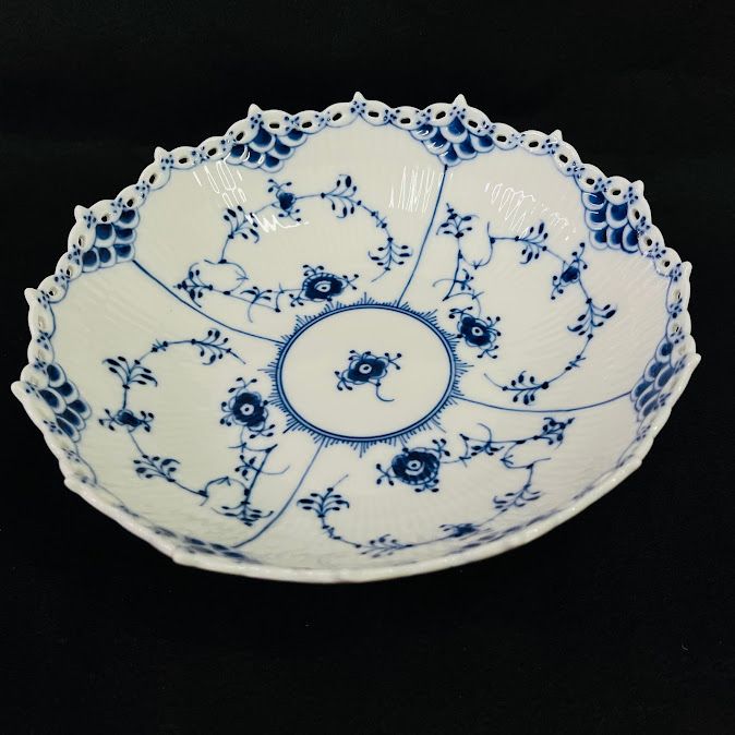 中古】ロイヤルコペンハーゲン ボウル ブルーフルーテッド フル