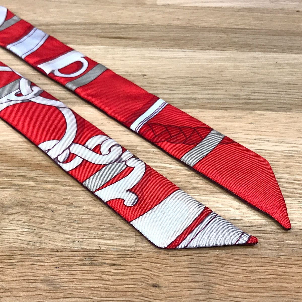超美品】エルメス ツイロン ツイリー 2018AW レッド