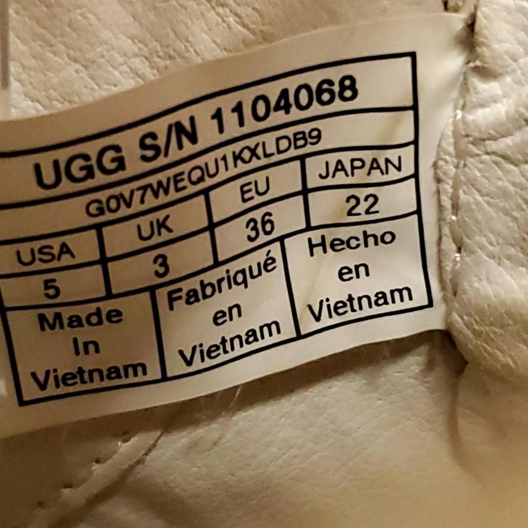 アグ　OLLI　オリ　サイドジップ　ハイカット　本革　レザー　22cm UGG - アグ OLLI オリ サイドジップ ハイカット 本革 レザー