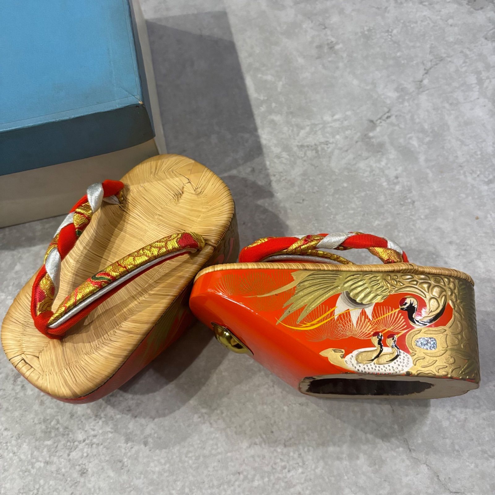 七五三 3歳 女の子 ぽっくり こっぽり 鶴柄 朱赤 金塗り 鼻緒金襴 レトロヴィンテージ 和装小物 昭和レトロ 木製高台下駄