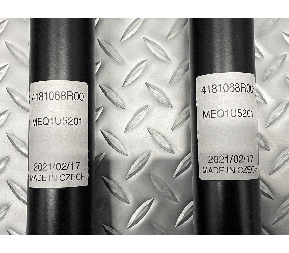 品番41601-68R00-000 41602-68R00-000