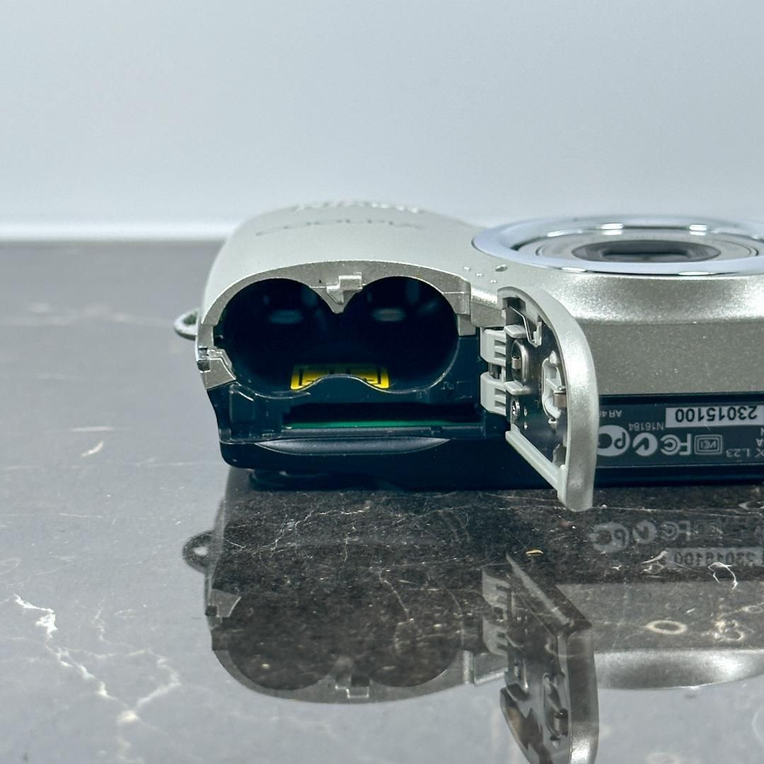 単3電池駆動 光学5倍ズーム