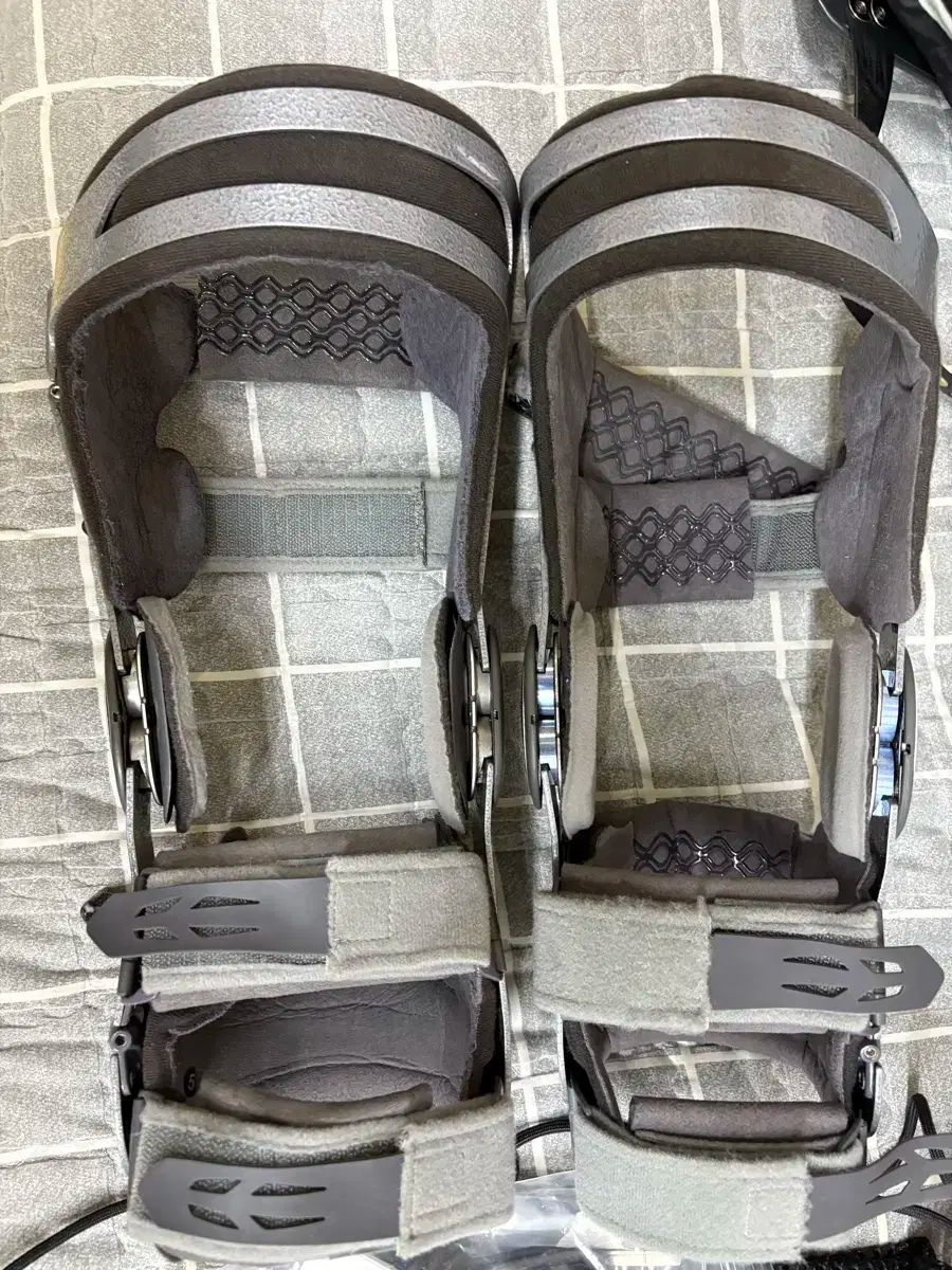 Donjoy 膝サポーター 膝サポーター ドンジョイ装具（前十字靭帯） 右足