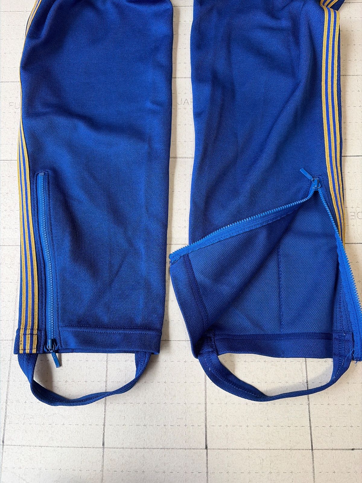 ト2509-⑩-5297 アディダス adidas レトロテクノジャージ 上下セット