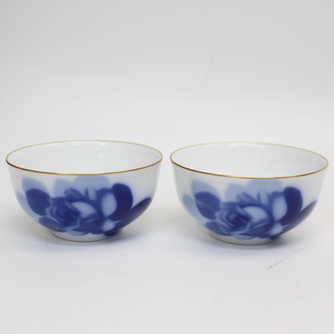 297)大倉陶園 ブルーローズ 湯呑 ペア 2客 - メルカリ