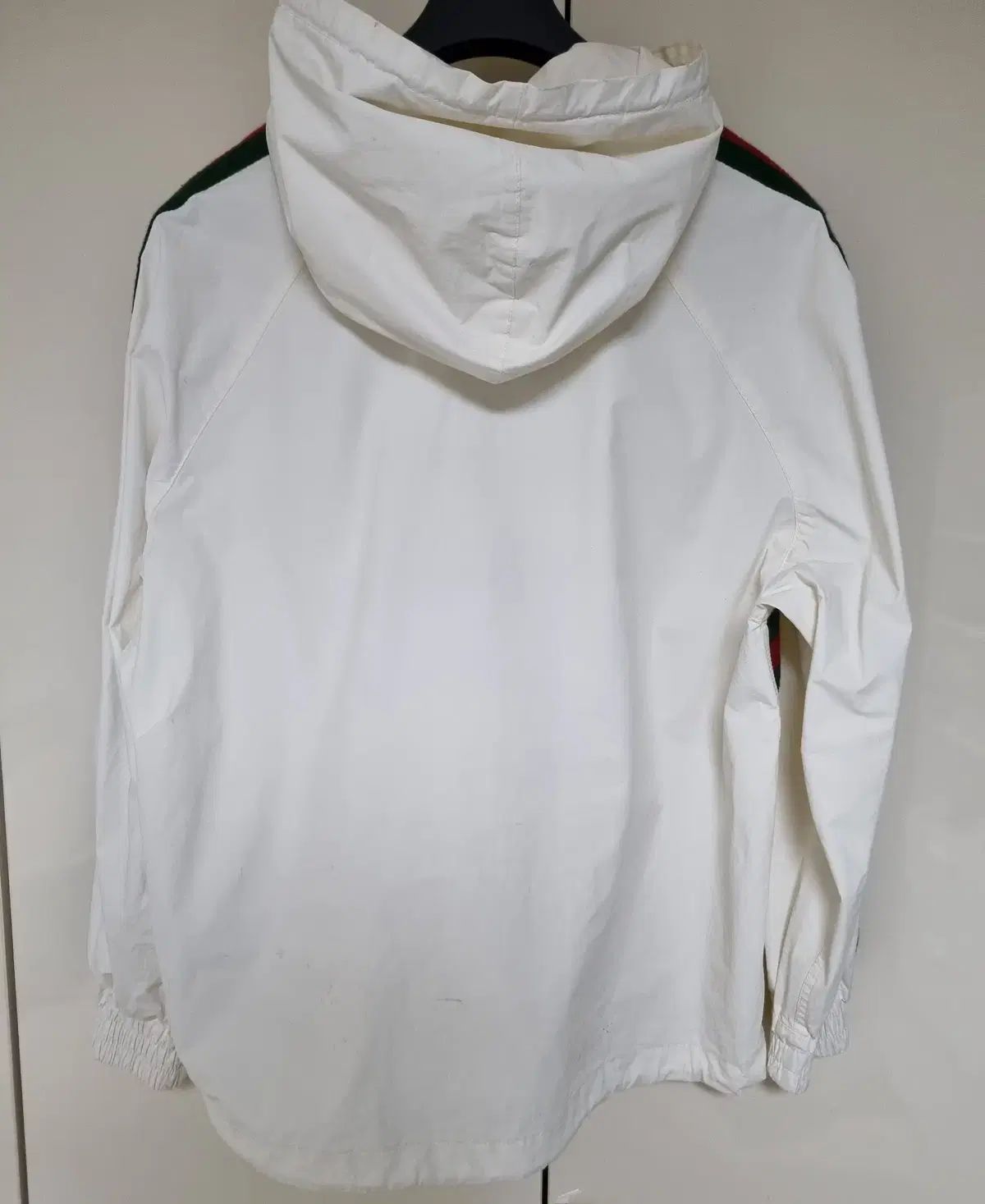 百貨店 グッチ トレーナー ナイロン アノラック ハーフジップ フード ジャケット 48サイズ