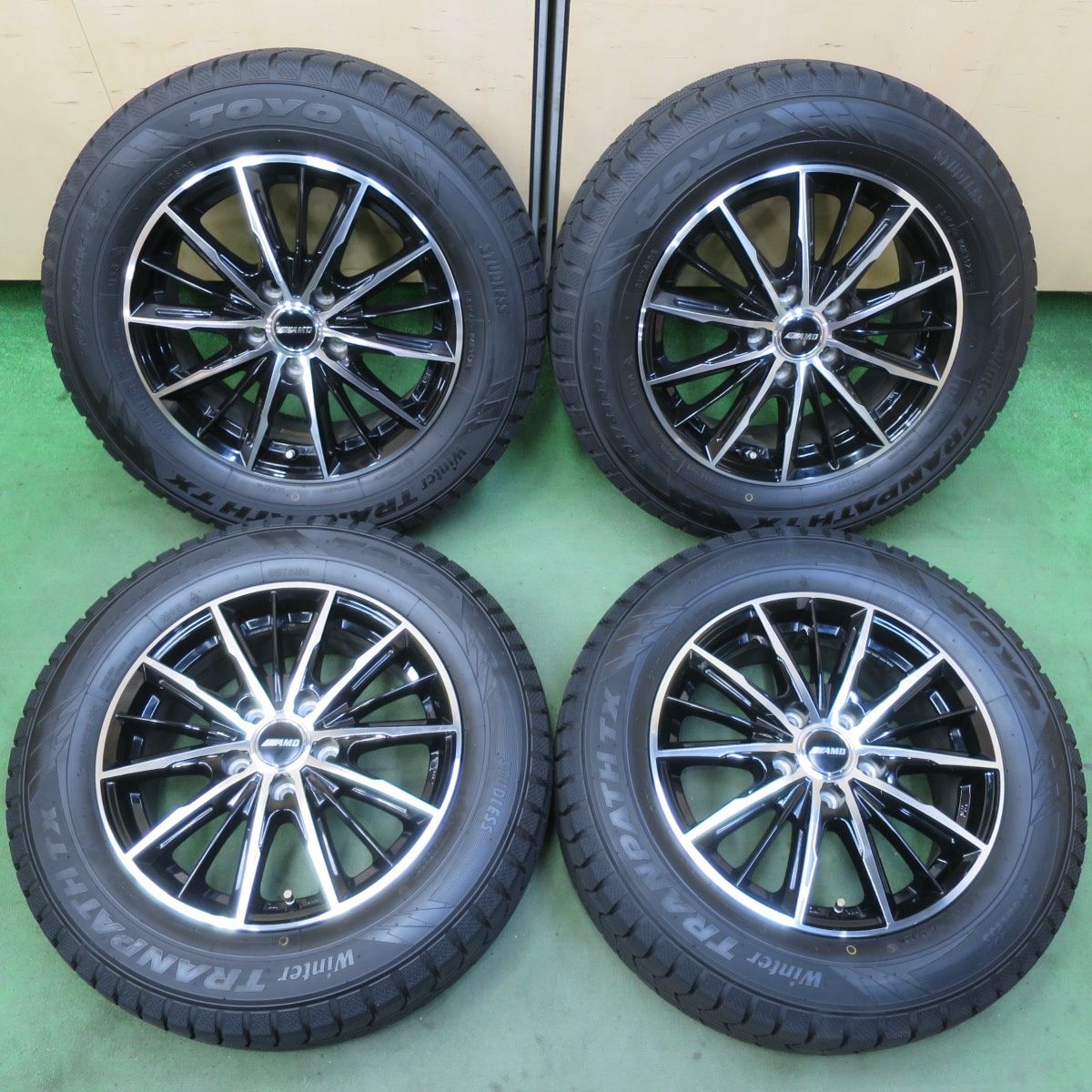バリ溝 23年 キレイ ほぼ10分 スタッドレス 205 65R16 トーヨー ウインター トランパス TX AMD G-Line SP 16インチ PCD114.3 5H 5092307イス