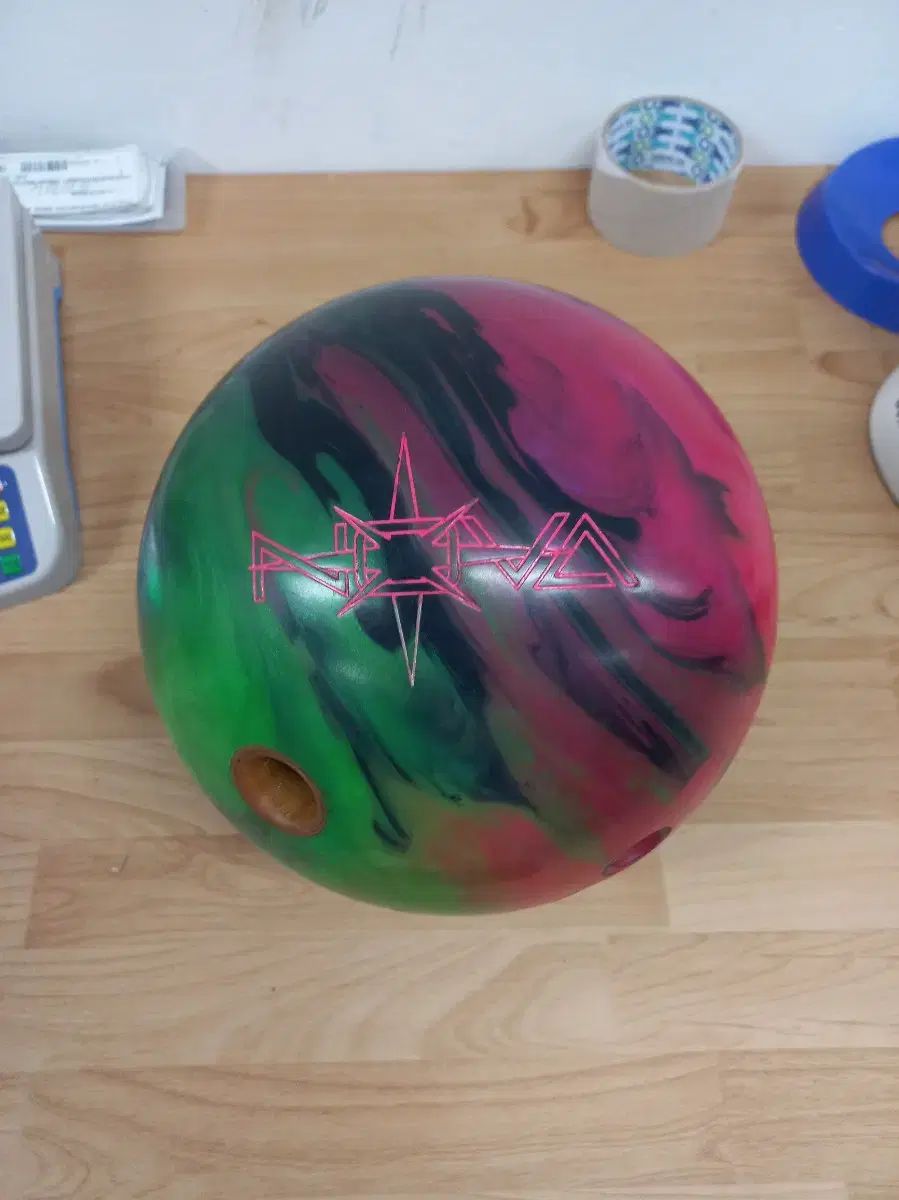 【ボウリングボール】Nova(ノヴァ) 15p サムレス STORM NOVA ノヴァ 丨ボウリング口コミ/評価NAGEYOみんなのレビュー