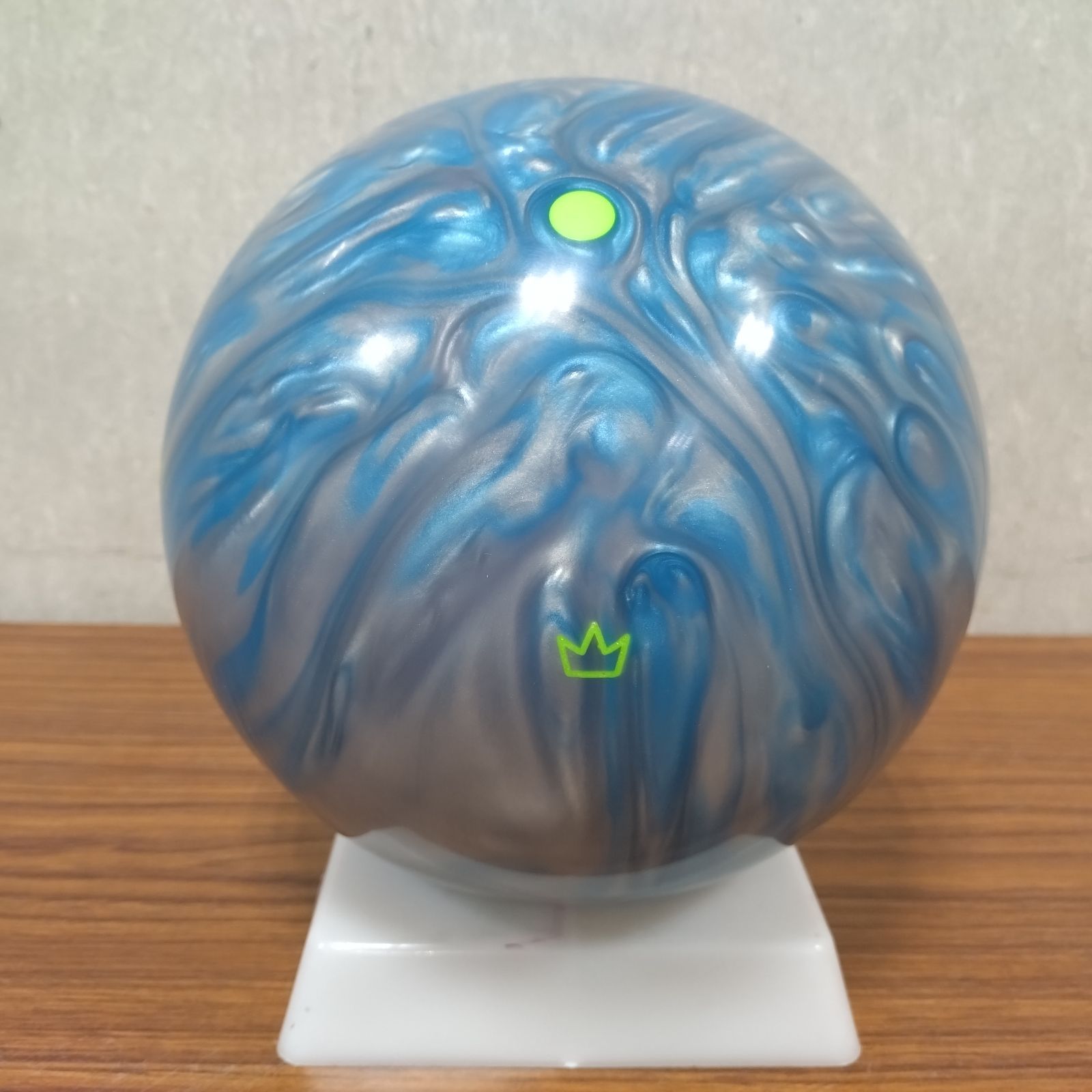 新品】ボウリングエンデバー15ポンド