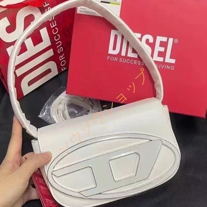値下げ 新品未使用 DIESEL ミニショルダーバッグ ブラックホワイト  