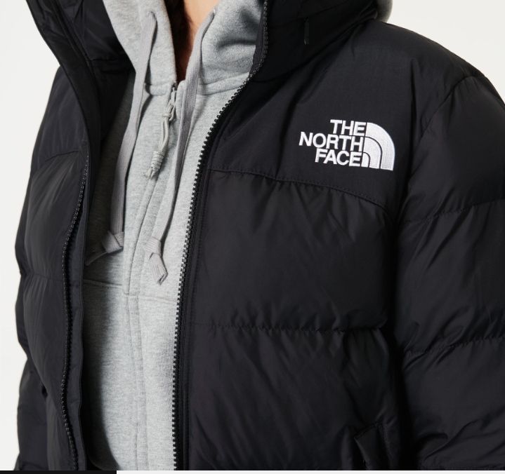 THE NORTH FACE　ノースフェイス　新品　 韓国語タグ付き 　日本未発売 ダウンジャケット　中綿ジャケット アウター　 海外限定　防寒  ストリート　ポイントロゴ ホワイトレーベル　韓国限定　フード収納 ロゴレディース 新作　軽量